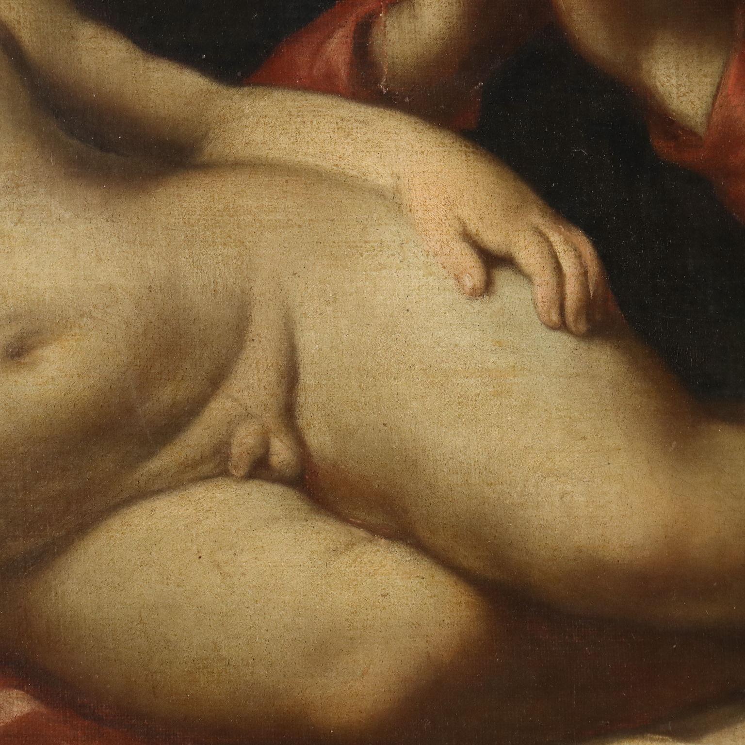 Olio su tela. 
L'opera è una delle numerose repliche, con alcune varianti, del celebre soggetto realizzato dal pittore bolognese Guido Reni (1574 -1642) e dalla sua bottega. Die Komposition, die die Göttin in der Anbetung des hinzugefügten Kindes