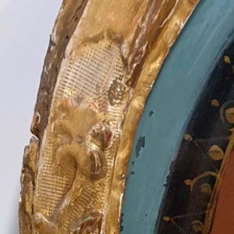 Escuela Colonial Siglo XVIII - XIX  Óleo sobre cristal  - Virgen con niño. For Sale 2