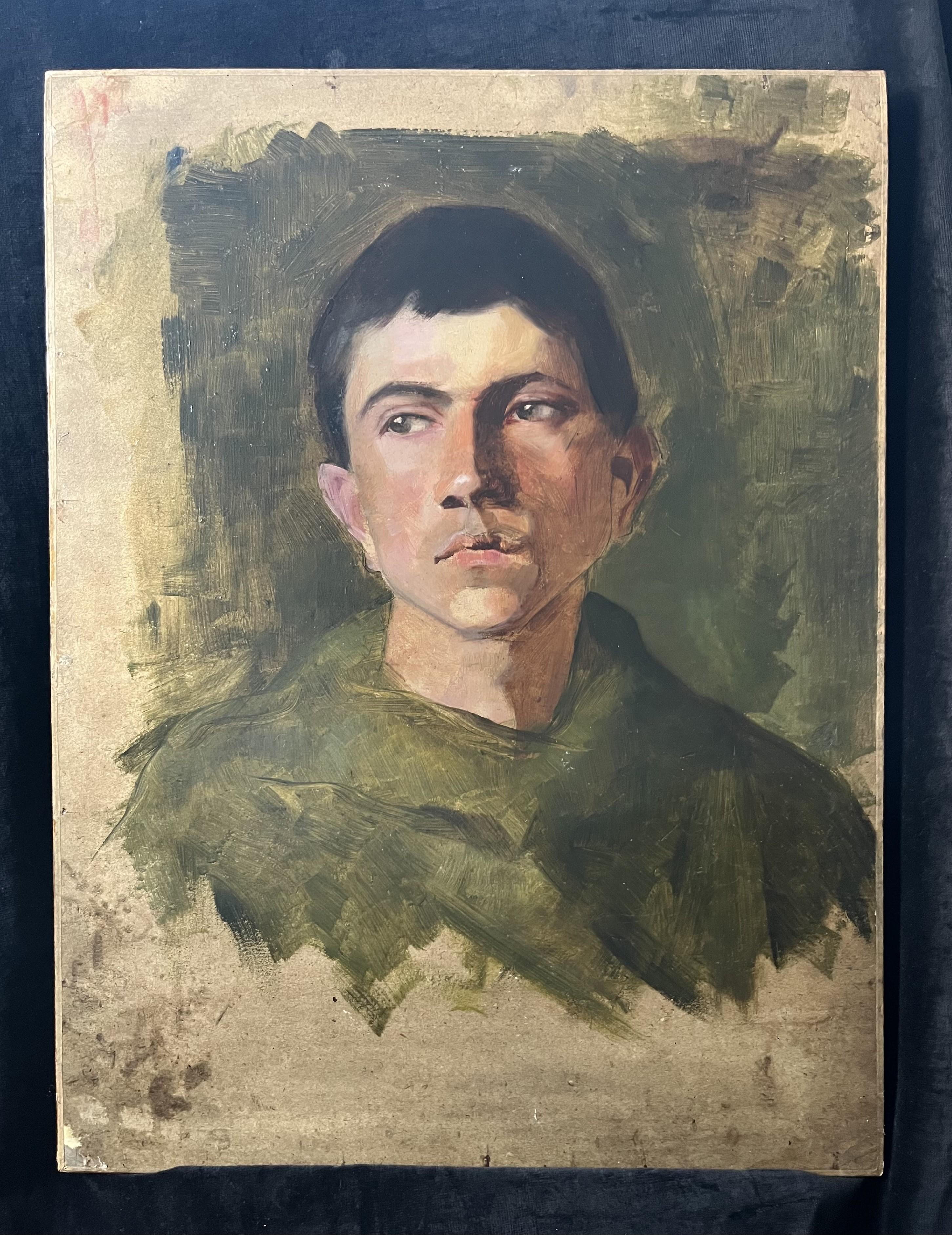 Ecole française 20e siècle, Portrait d'un jeune homme en vert, huile en vente 2