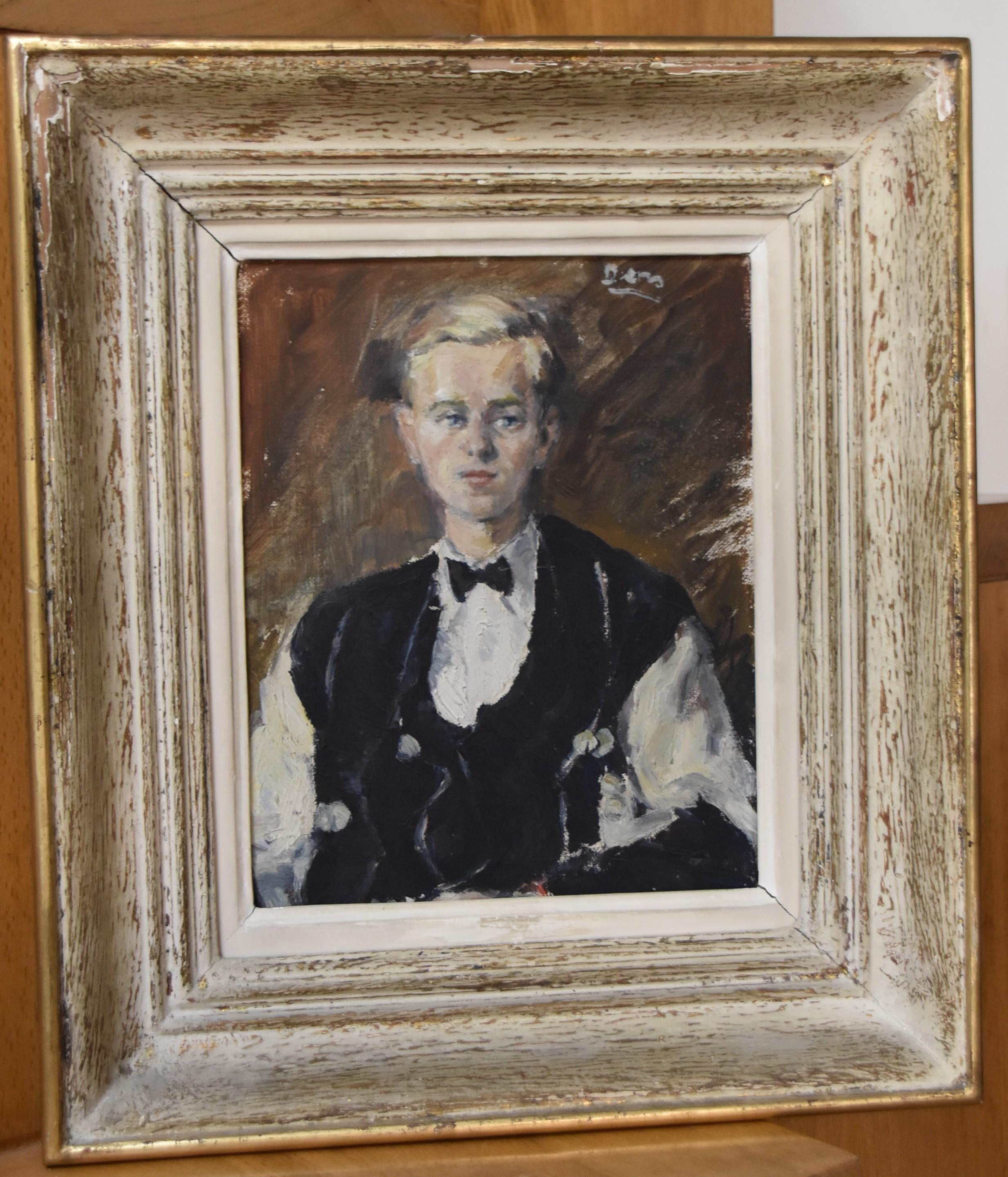 French school circa 1930, Portrait of a young man, oil   - Modern Painting by Unknown