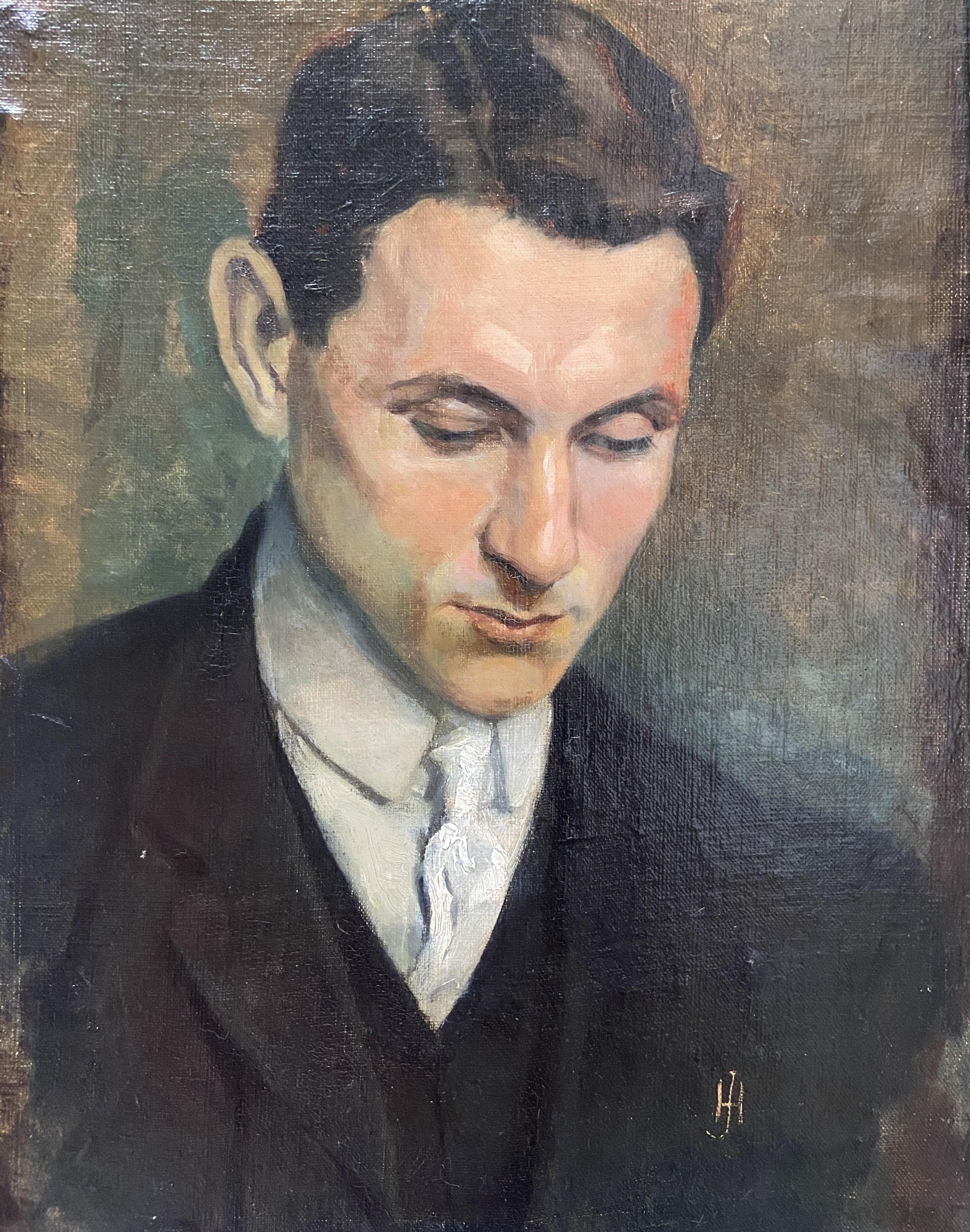French School Eartly 20th Century
Portrait of a young man
Signed with the monogram HJ lower right
Oil on cardboard panel
38 x 29 cm
On the back the inscription 
