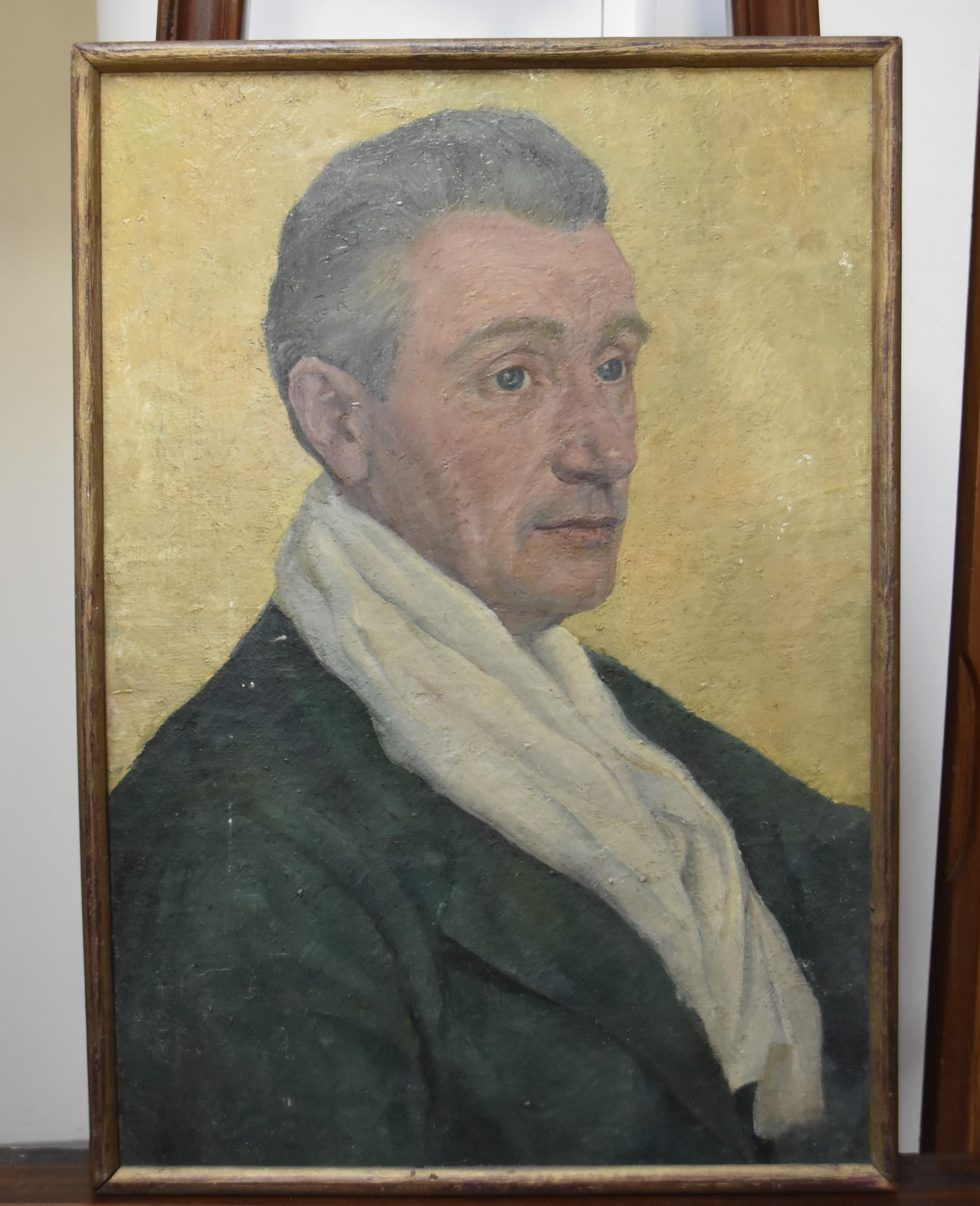 French Scool circa 1930, Portrait of a man in green, oil on canvas - Painting by Unknown