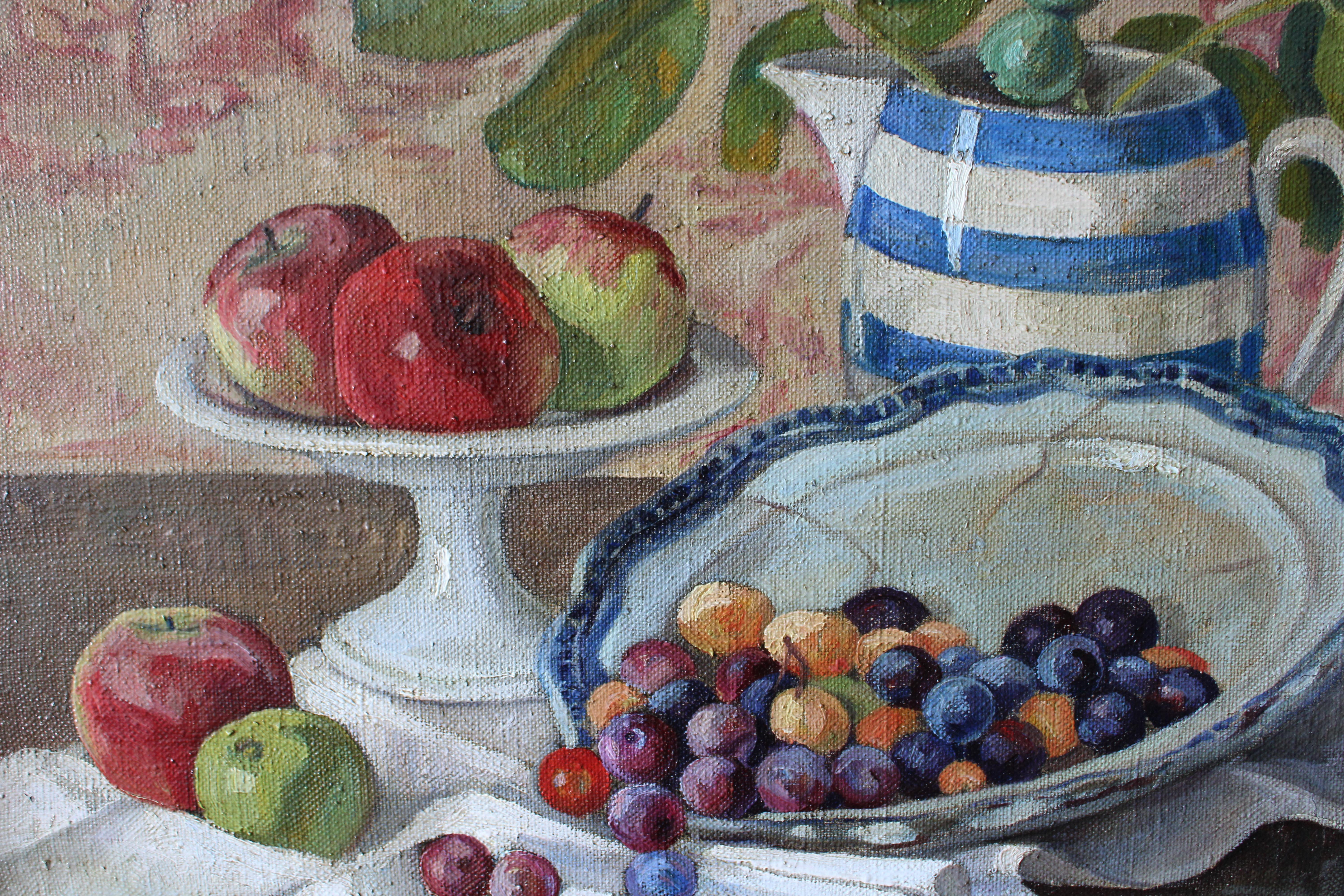 Natura morta di frutta con mele e prugne Natura morta francese degli anni '30 - Painting di Unknown