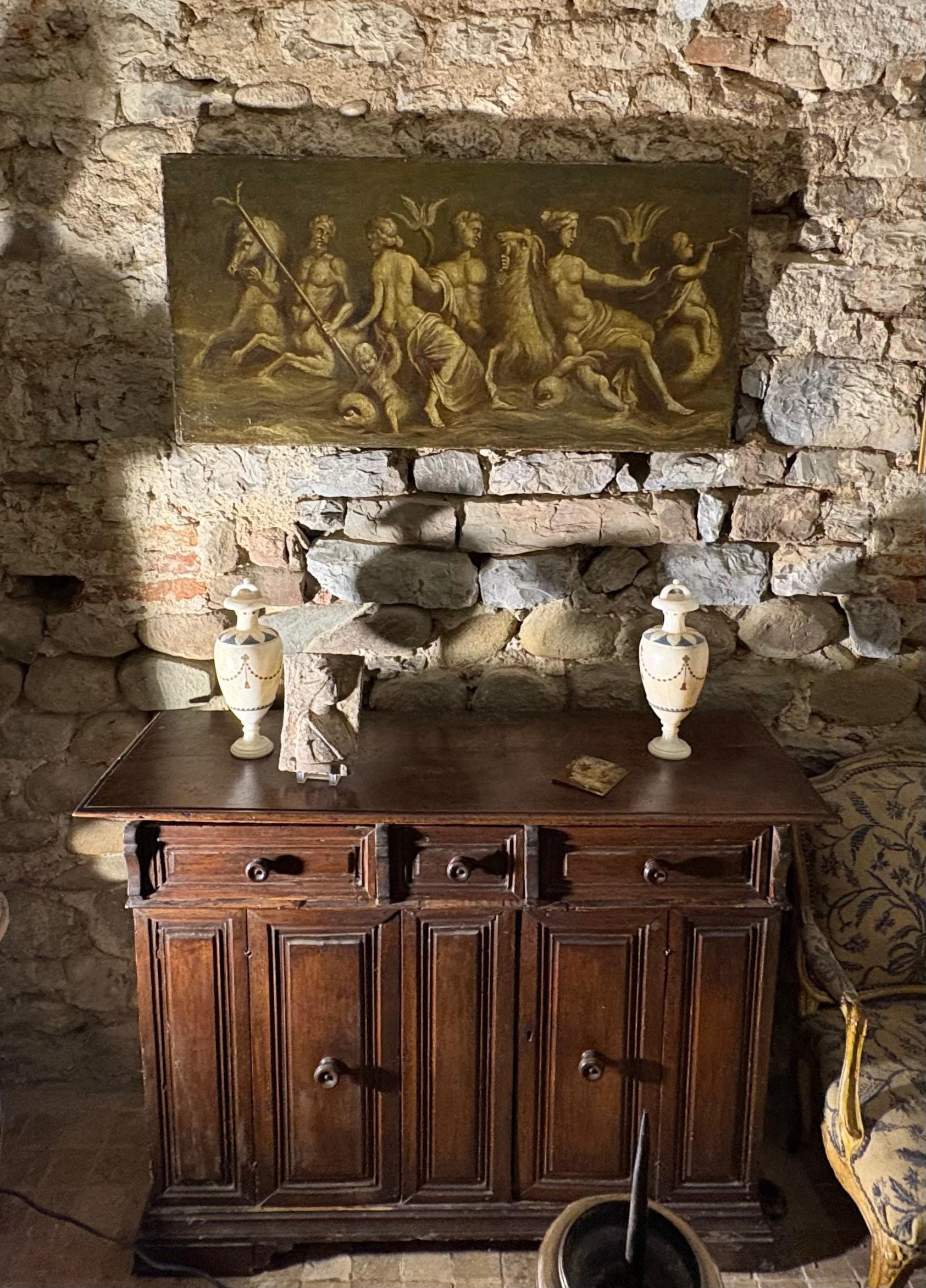 Grande Dipinto Italiano Mitologico in Grisaglia Tritoni e Nereidi XVIII secolo en vente 4