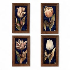 Groupe de quatre carreaux d'art mural encadrés avec fleurs et papillons