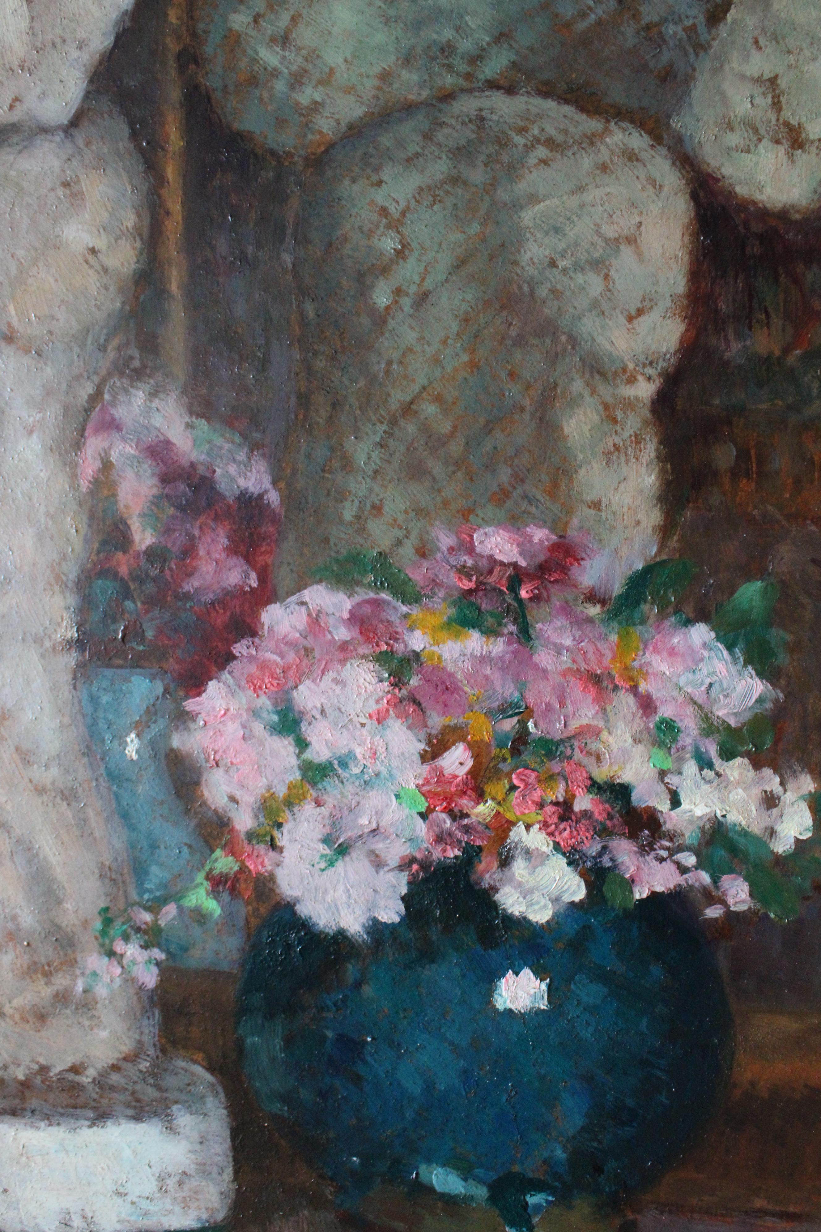 Grande peinture à l'huile française vintage encadrée représentant des vases à fleurs et une statue en vente 8