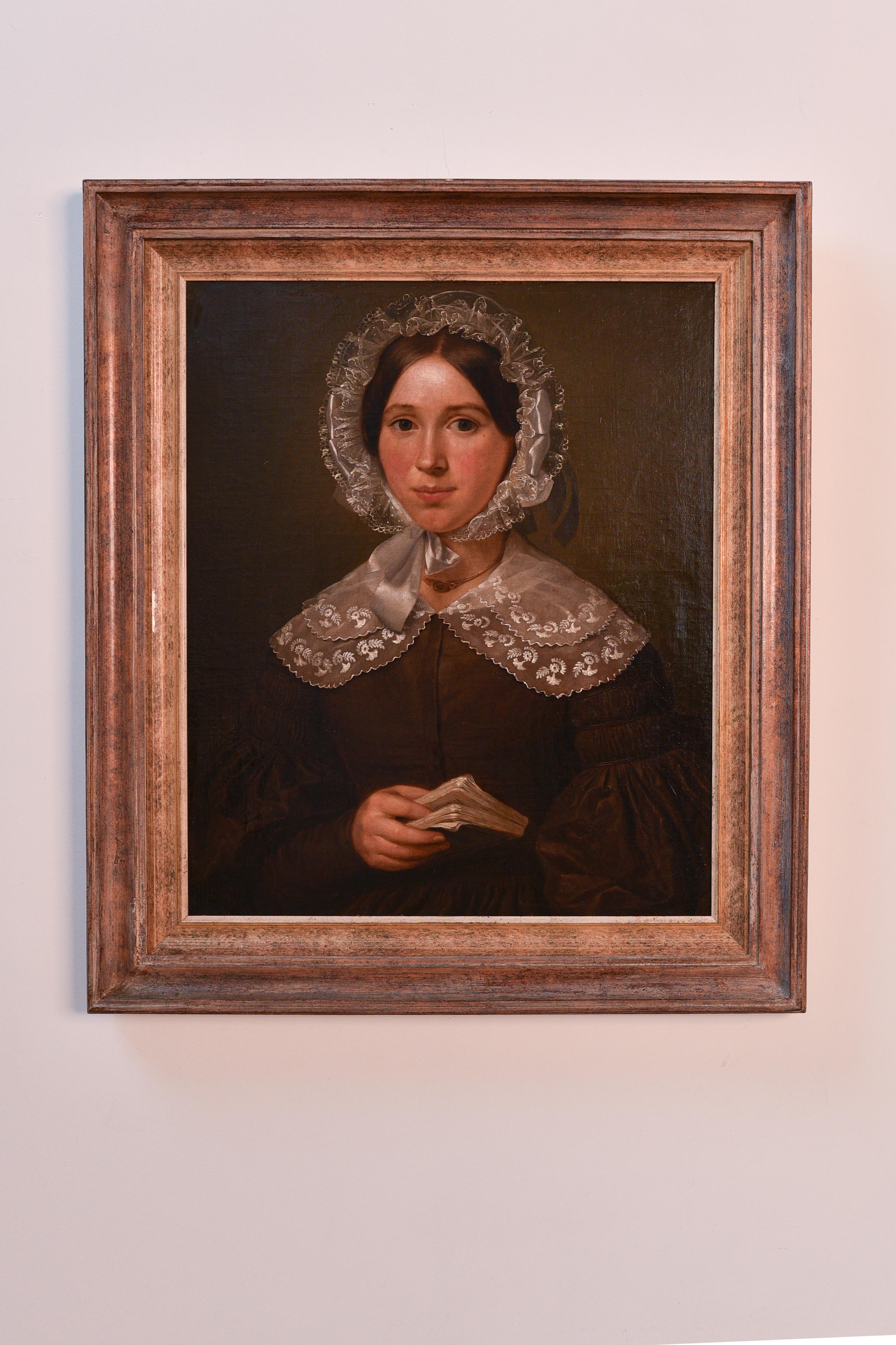 Fin du 19e siècle, huile sur carton, portrait d'une dame avec un livre et de la dentelle  - Réalisme Painting par Unknown
