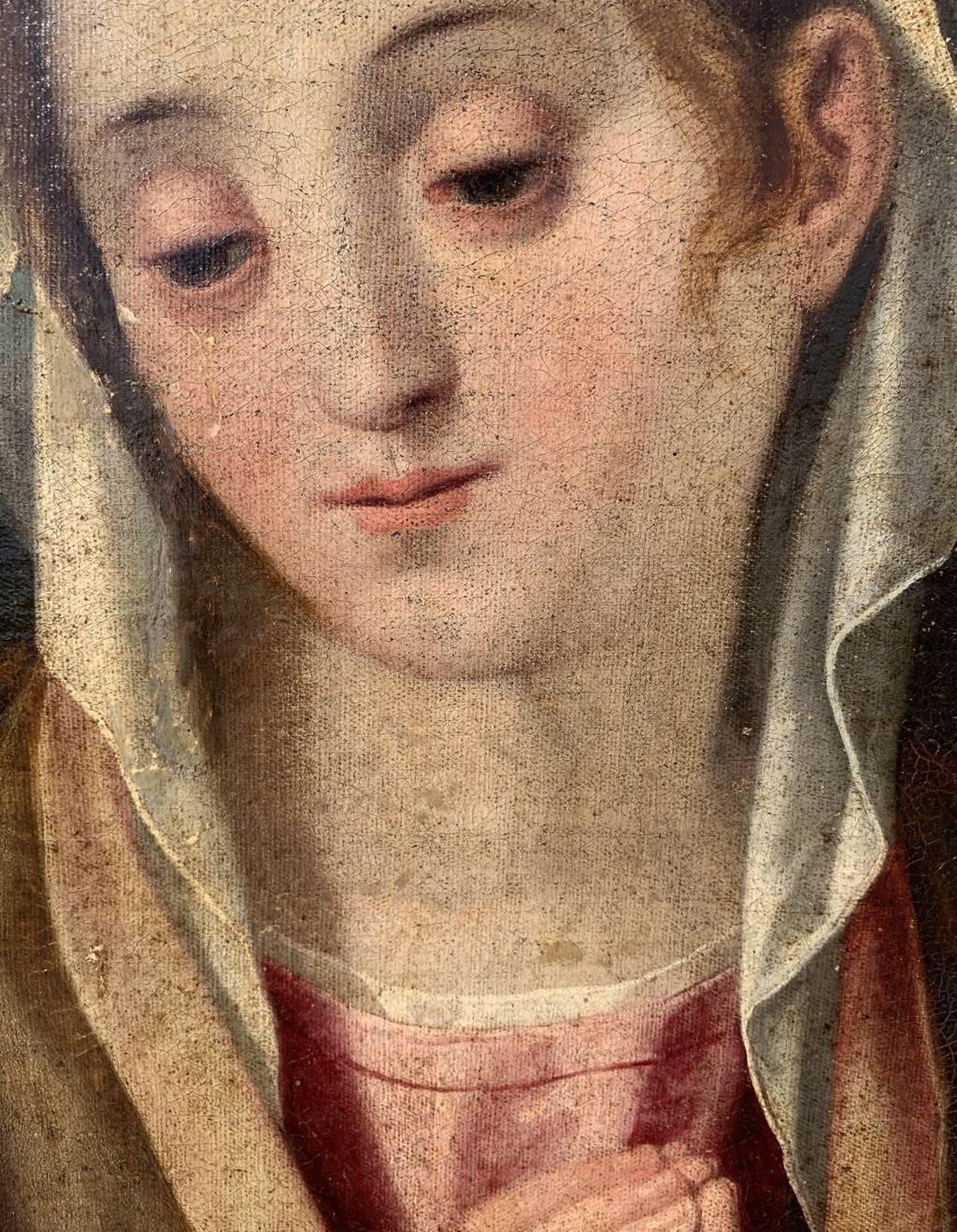 Pittore manierista italiano - Dipinto di figura del XVI-XVII secolo - Madonna in preghiera in vendita 4