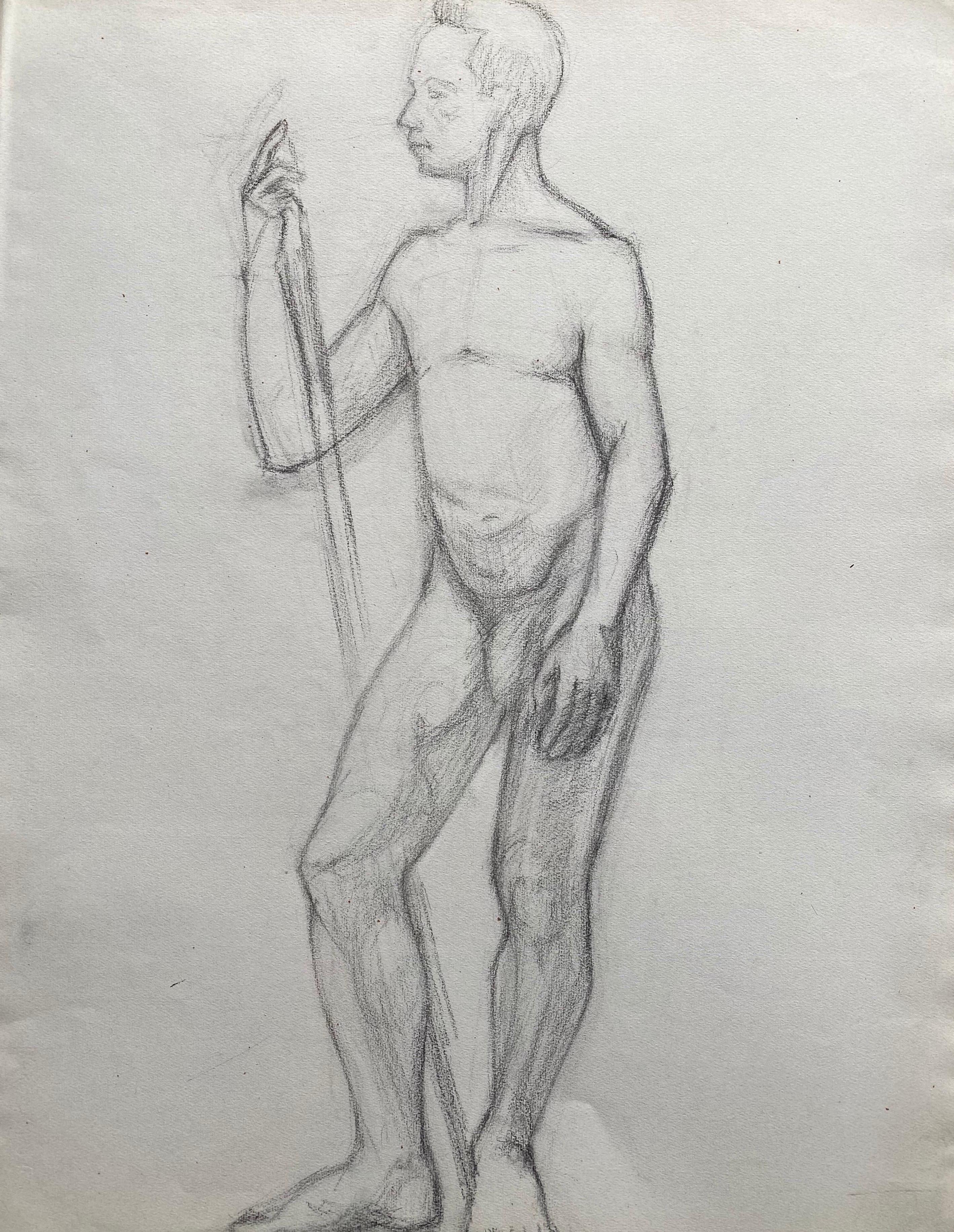 French mid 20th Century Charcoal Drawing - Portrait d'un homme nu debout - Painting de Unknown