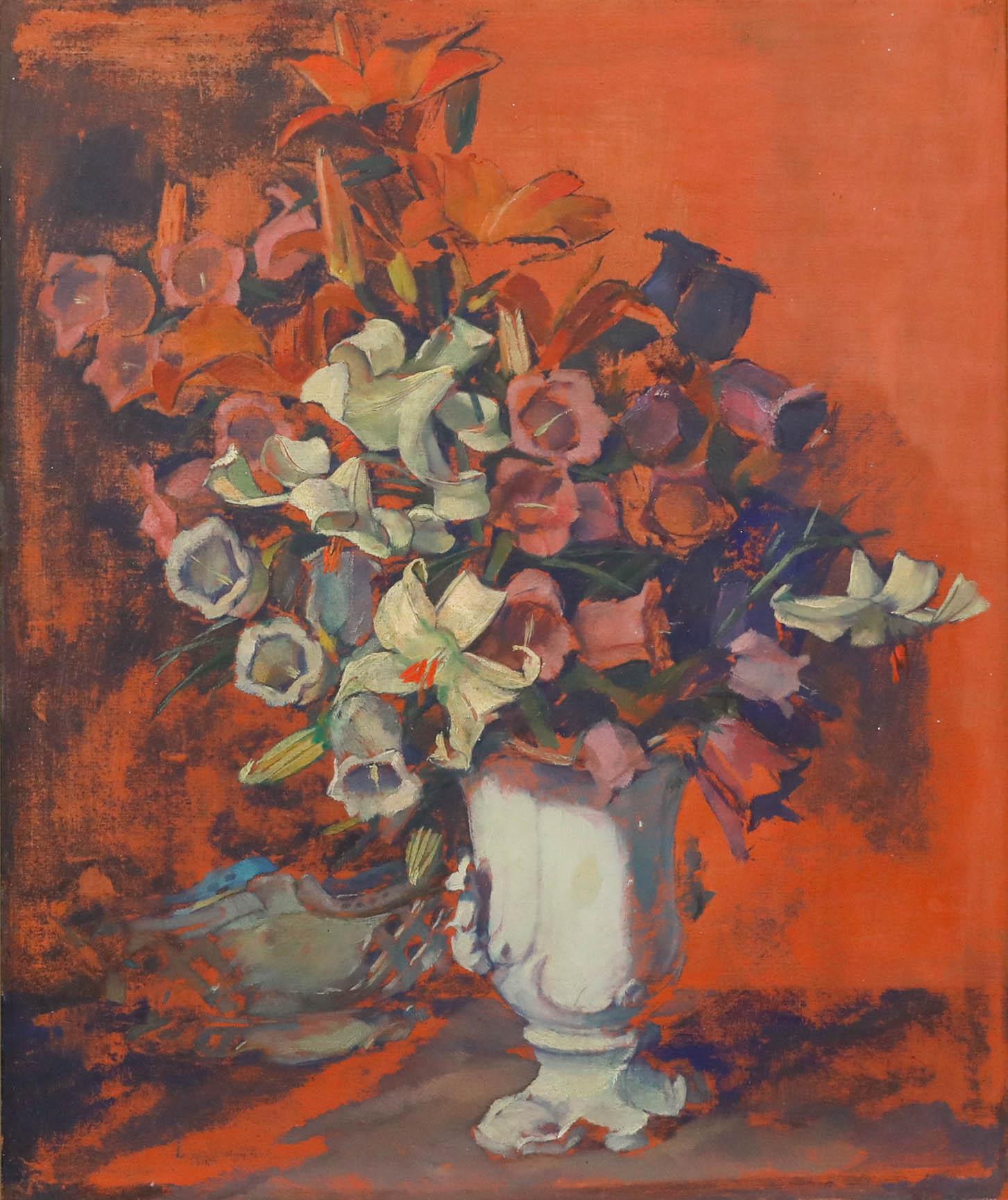 Huile du milieu du 20e siècle - Lys dans un vase en porcelaine - Painting de Unknown