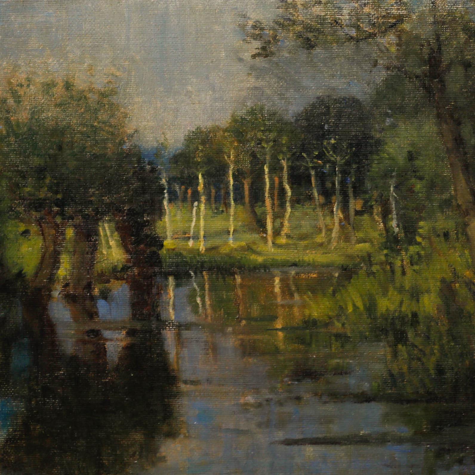 Fino paisaje impresionista al óleo que representa un río en una zona boscosa. Sin firmar. Bien presentado en un marco de madera dorada con engobe interior de lino. Sobre tabla de lienzo.