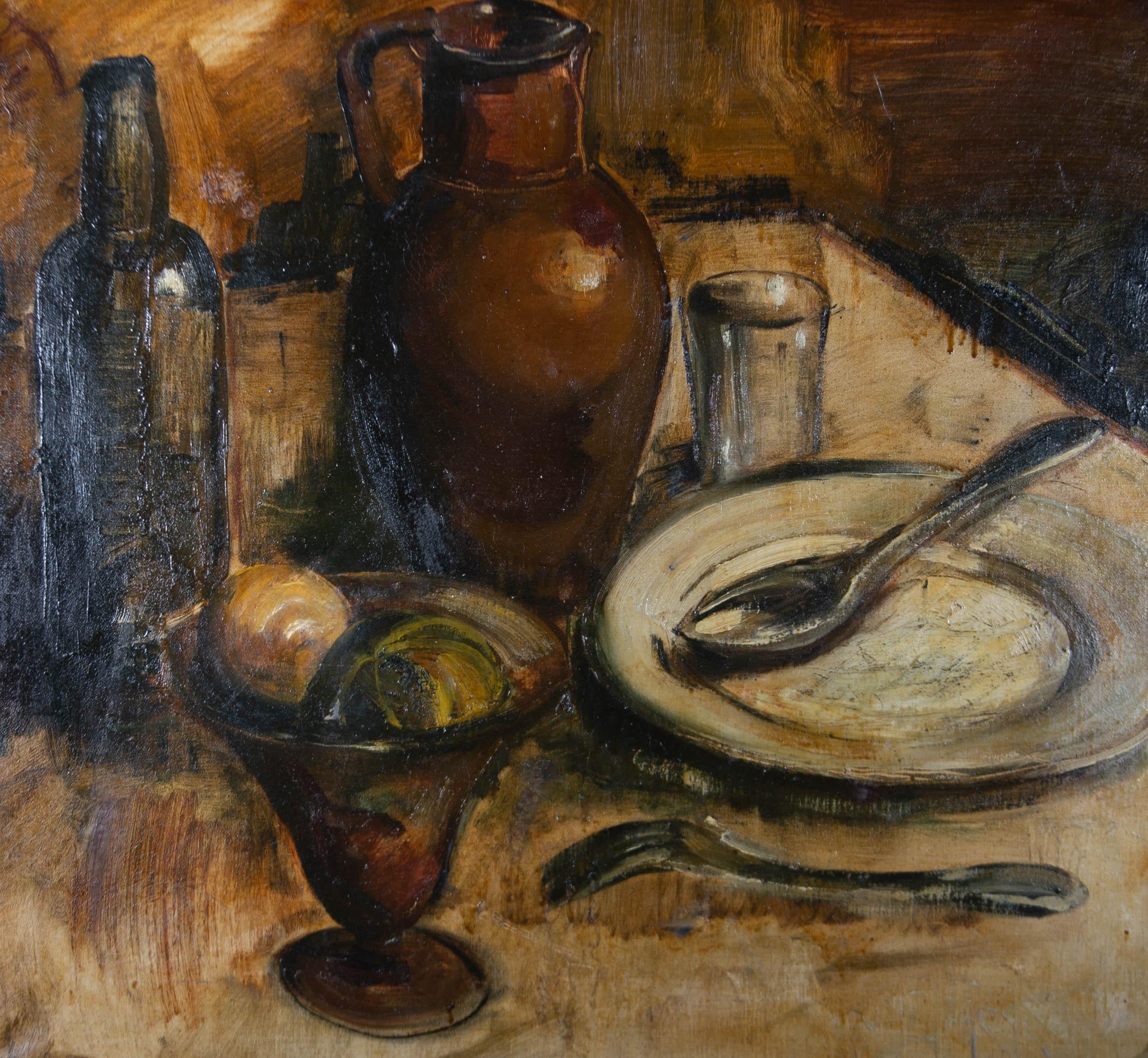 Still-Life Painting Unknown - Huile du milieu du XXe siècle - Nature morte avec assiette et cruche