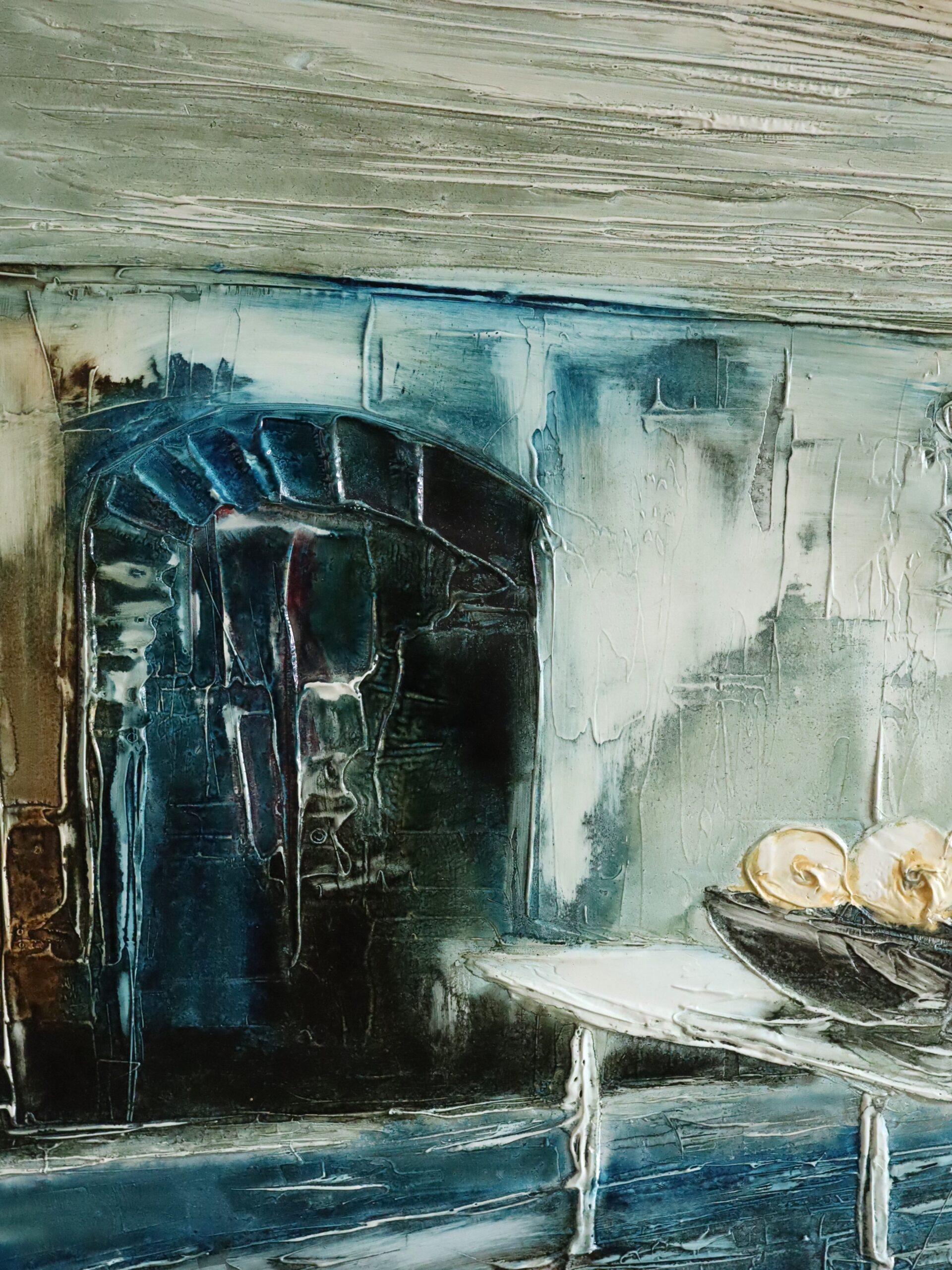 Peinture à l'huile d'intérieur expressive du milieu du siècle dernier - immobilité dans la lumière bleue en vente 4