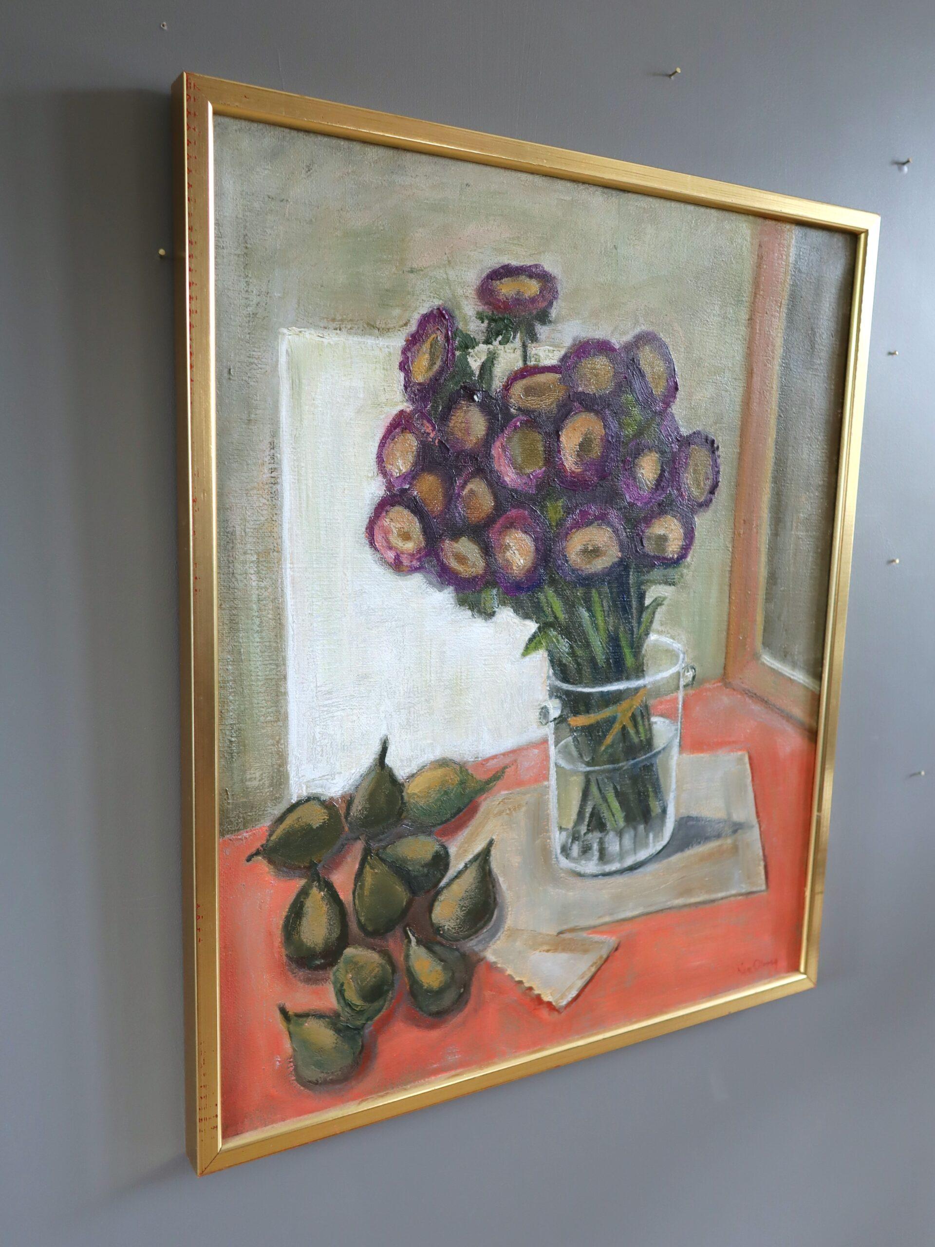 Mid Century Modern Ausdrucksstarkes Schwedisches Stillleben Ölgemälde - Lila Blüten (Braun), Still-Life Painting, von Unknown