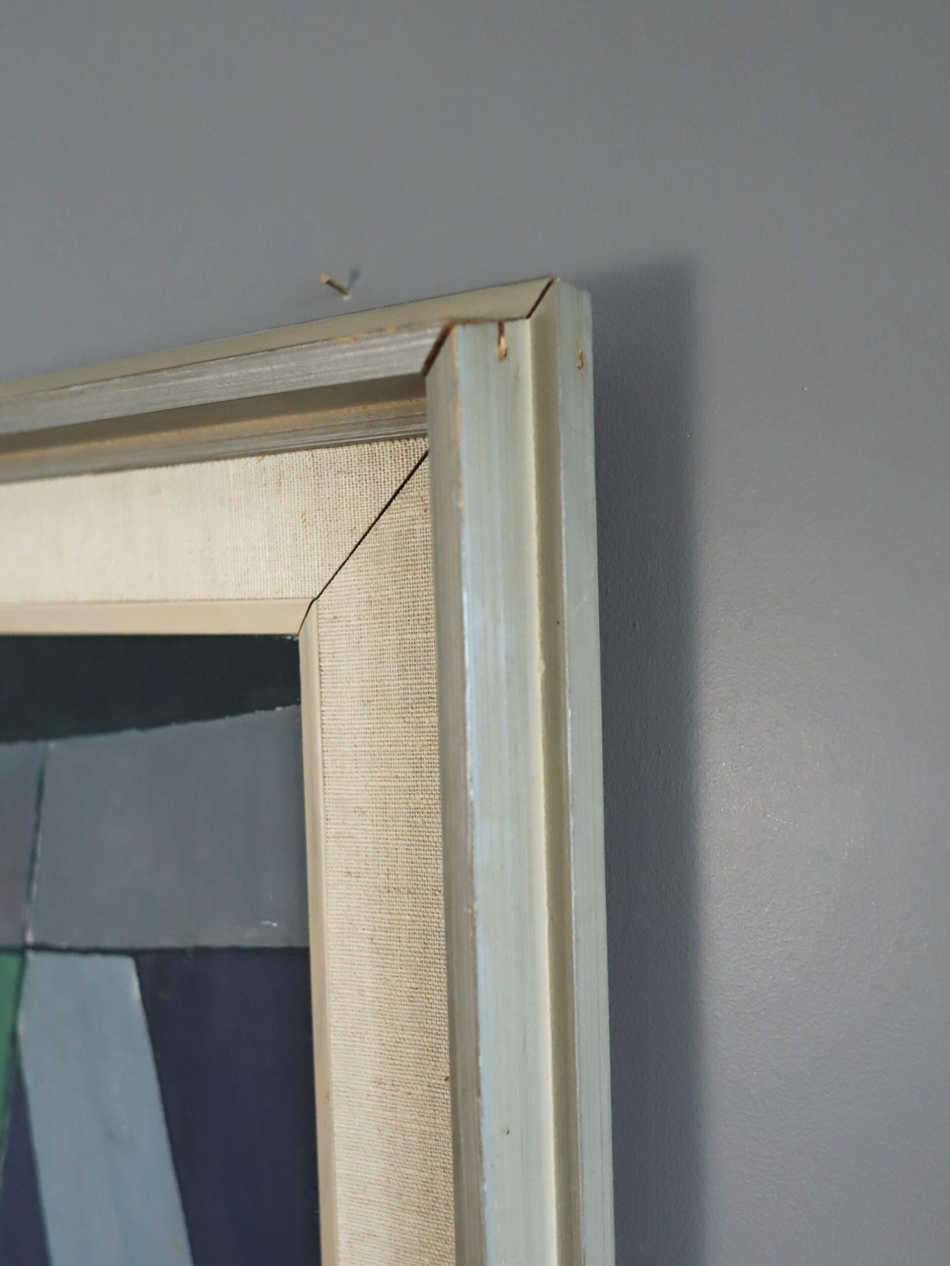 NATURE MORTE CONSTRUITE
Dimensions : 63 x 49 cm (cadre compris)
Huile sur toile

Une étonnante nature morte du milieu du siècle rendue par une géométrie audacieuse et un jeu magistral de plans de couleurs, exécutée à l'huile sur toile.

Sur une