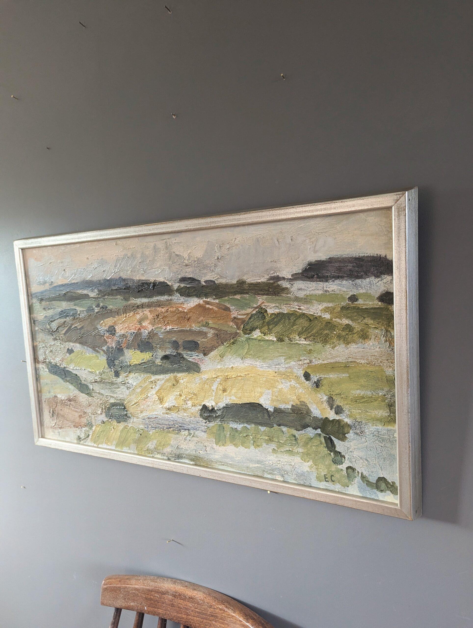 ROLLING HILLS
Dimensioni: 37 x 64 cm (cornice inclusa)
Olio su tavola

Una composizione paesaggistica in stile modernista di metà secolo, rilassante ma dinamica, con una forte attenzione al colore e alla pennellata, realizzata a olio su tavola.

Il