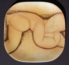 Piatto dipinto modernista Nudo di donna, metà del secolo scorso.