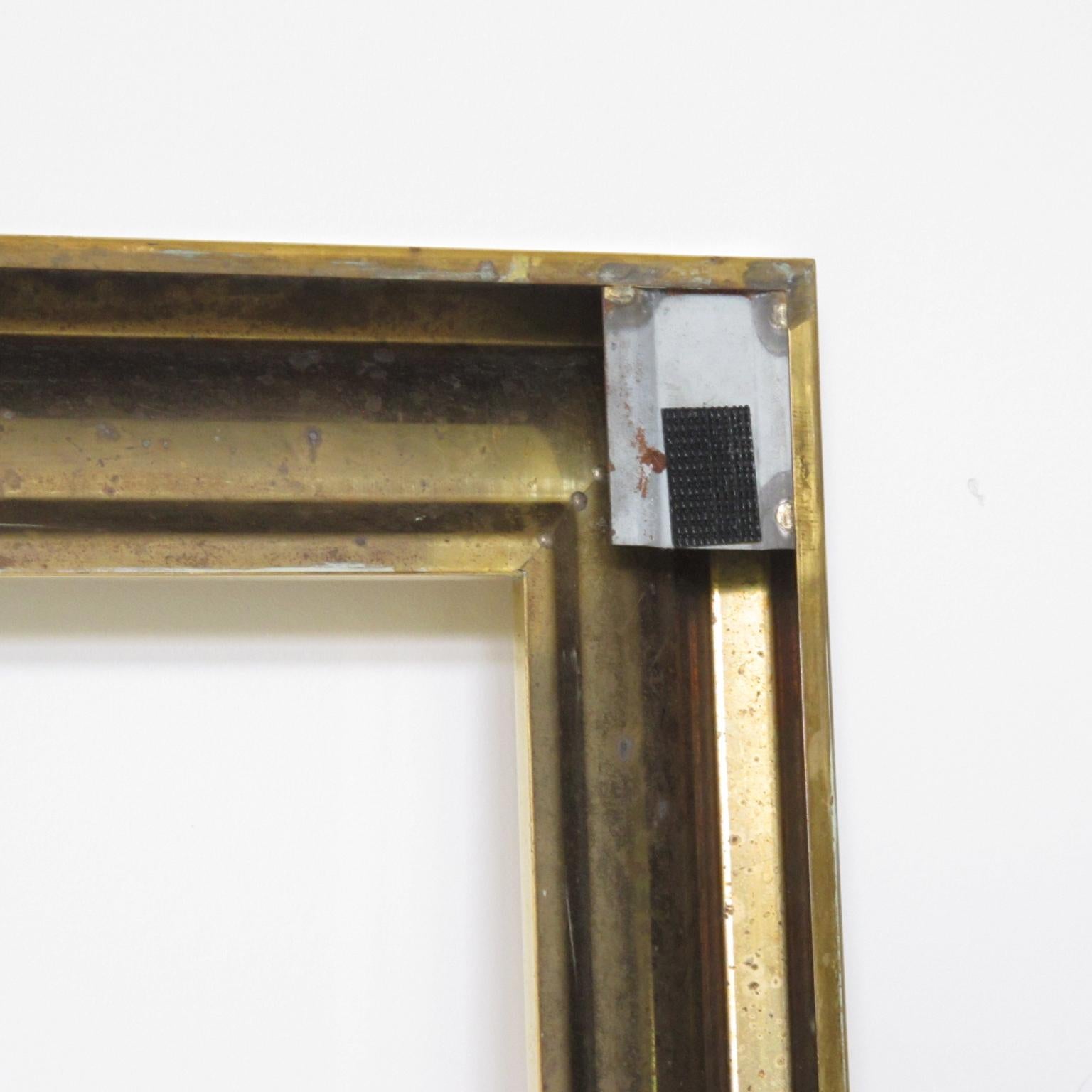 Cadre moderniste en laiton poli pour peinture, dessin ou miroir, vers 1940 en vente 2