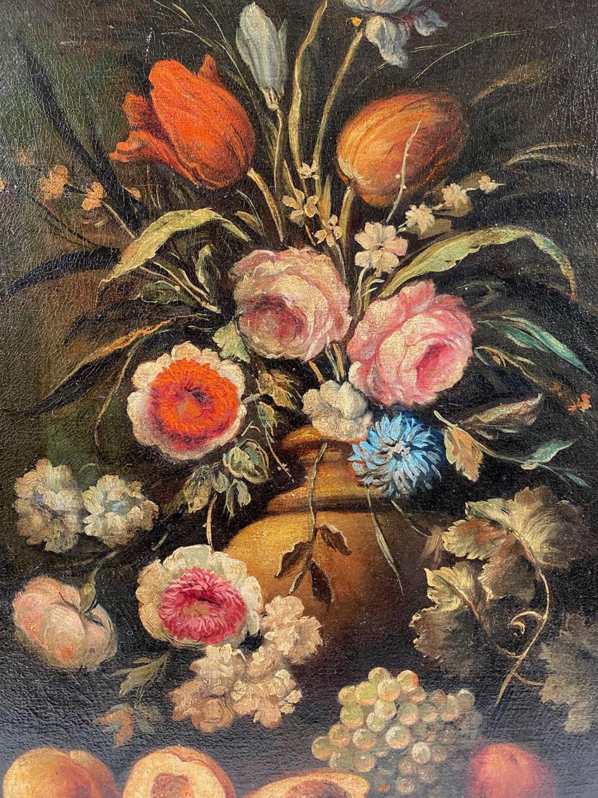 Nature morte aux fleurs et aux fruits, école italienne XXe dans l'esprit du XVII - École italienne Painting par Unknown