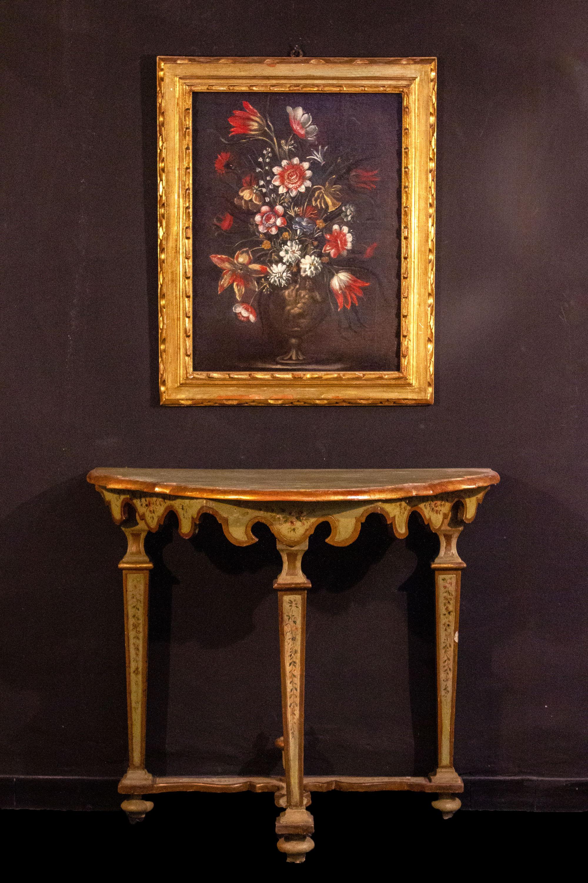 Paire de natures mortes italiennes du XVIIIe siècle représentant des fleurs   - Noir Figurative Painting par Unknown