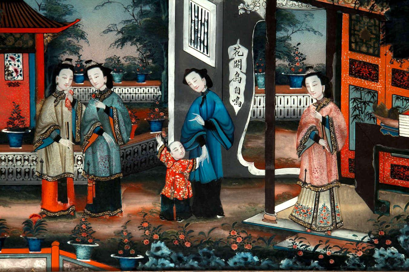 Paire de miroirs chinois peints à l'envers datant du 19e siècle en vente 2