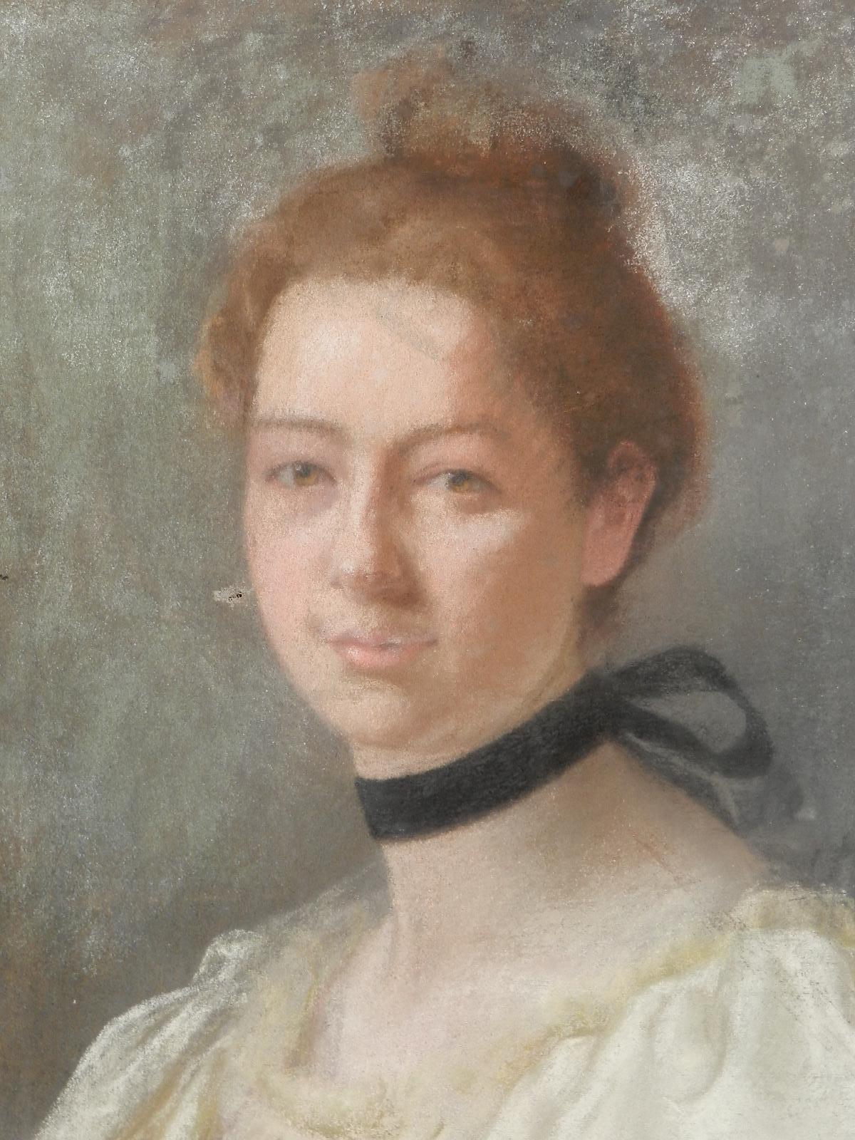 Portrait of a Lady French 19th Century Painting Pastel on Canvas  For Sale 1