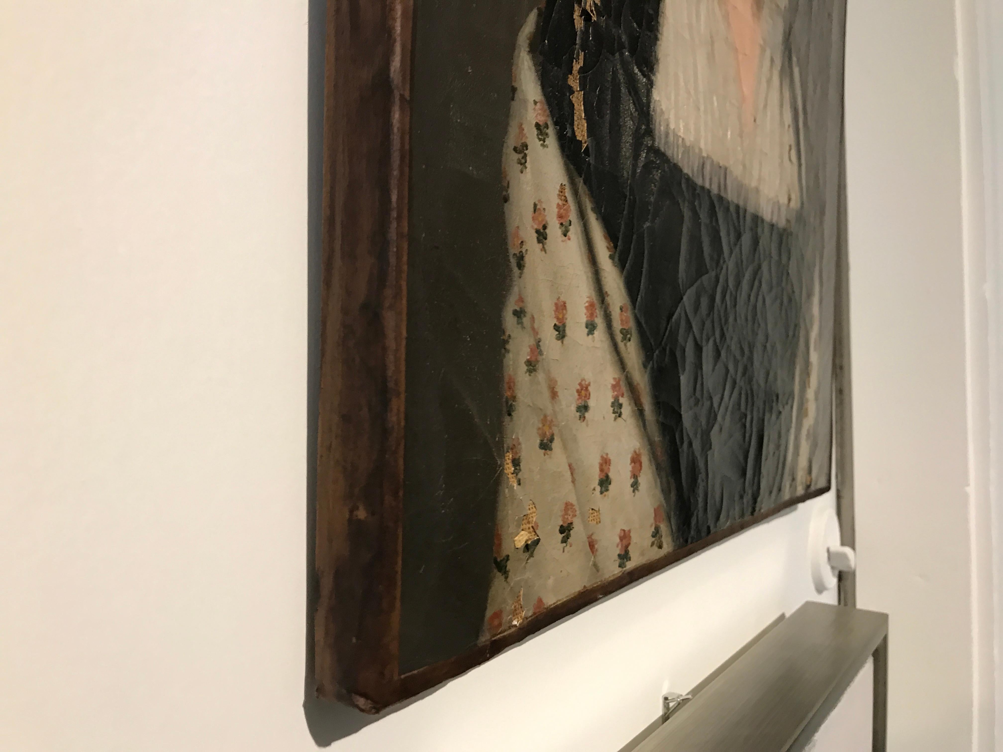 Portrait d'une femme III, peinture figurative verticale à l'huile sur toile de taille moyenne en vente 1