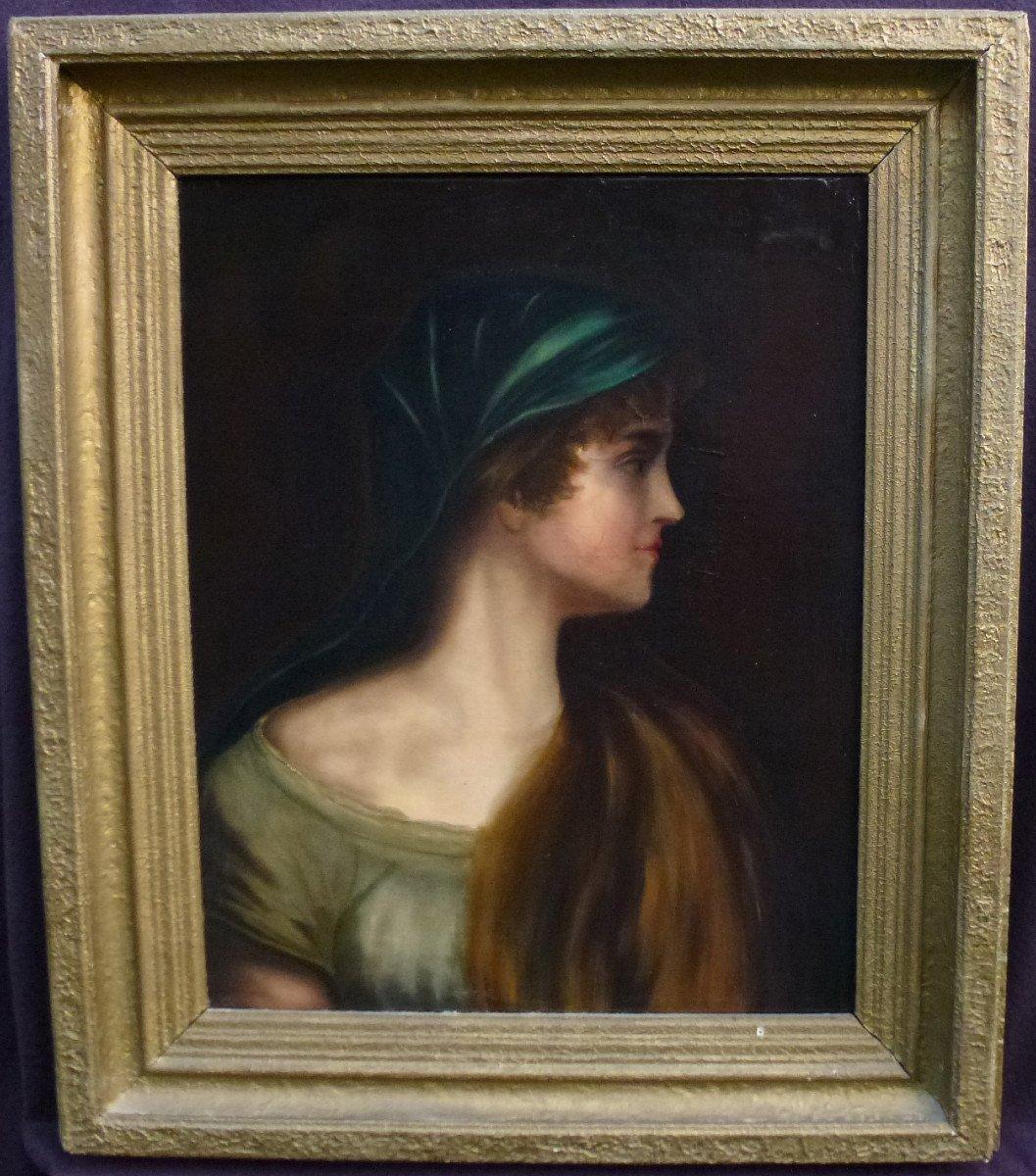 Portrait of a Woman, Original Antique Oil on Canvas, French school - Painting by Unknown