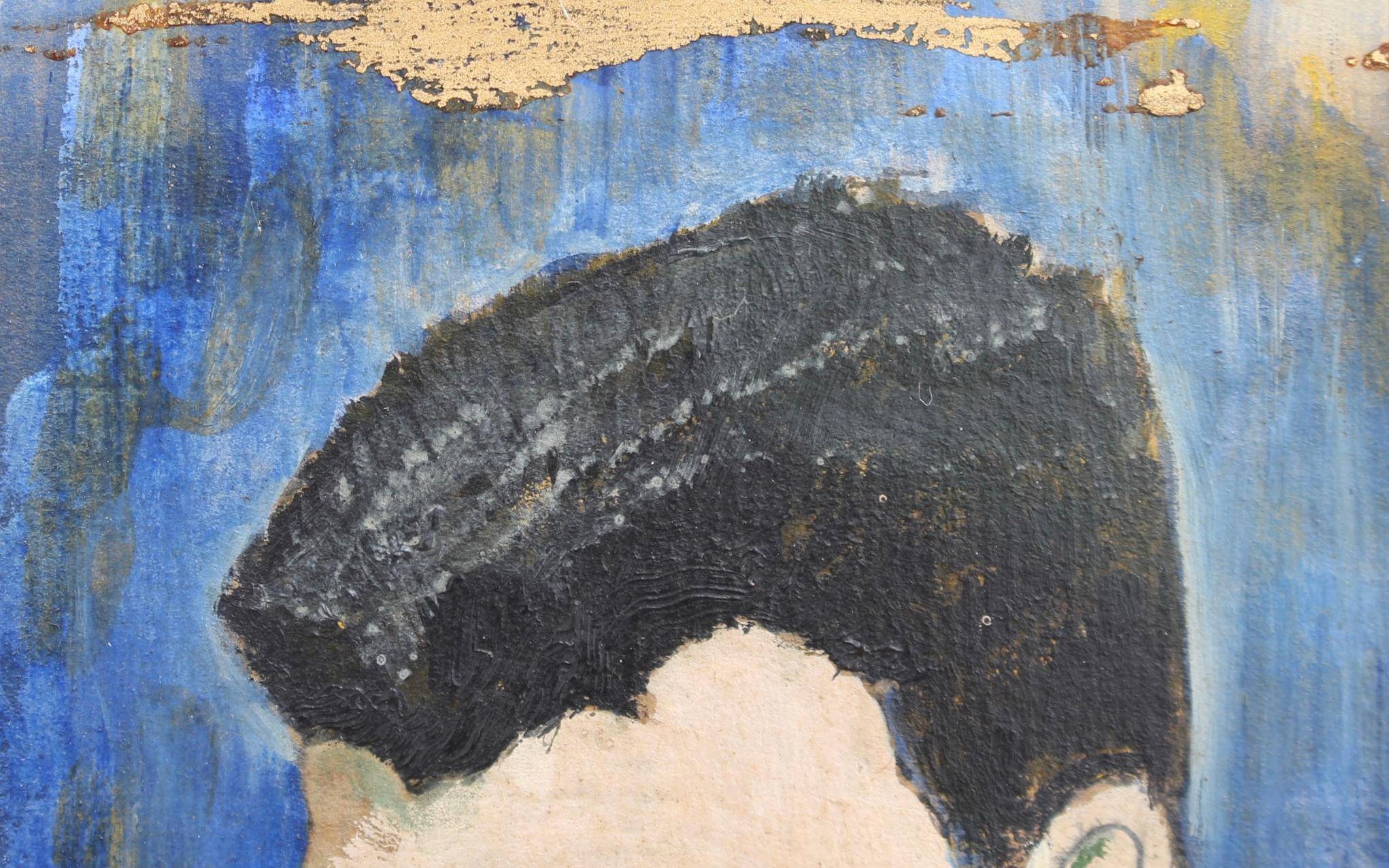 Ritratto di giovane uomo con cravatta rossa
