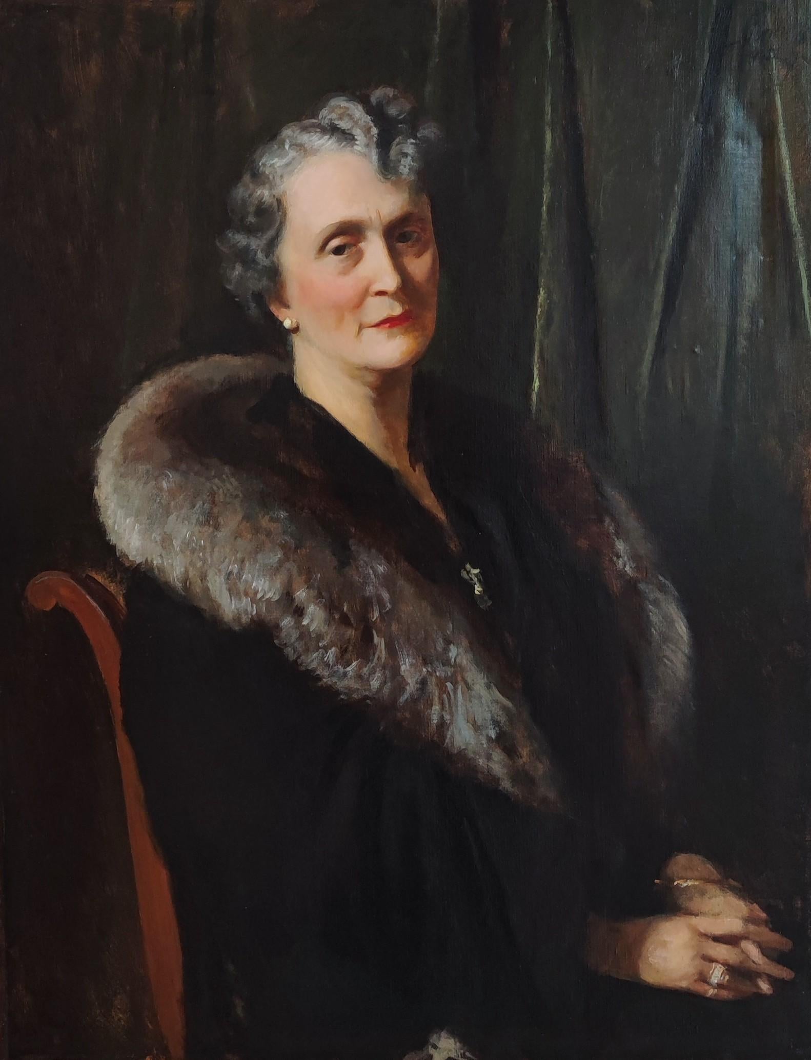 Unknown Portrait Painting - Portrait of an elegant lady sitting