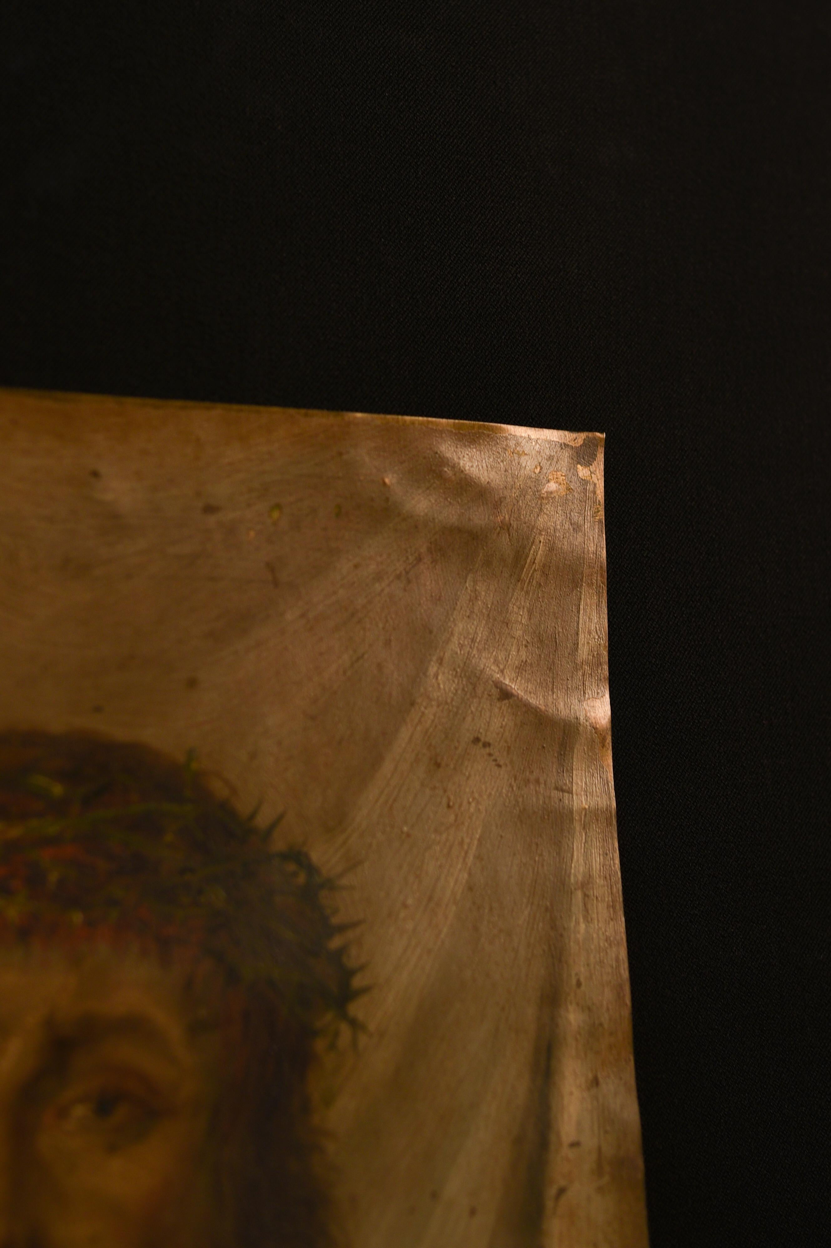 Porträt von Jesus Christus mit Dornenkrone, gemalt auf eine Blei- oder Zinkplatte. Signiert auf der Rückseite von Gabriel Planella Major De Edat 81.As. 

Zeitraum unbekannt. 