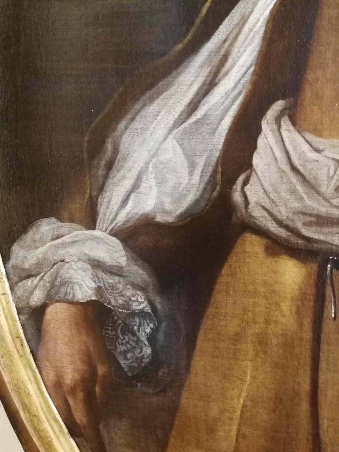 Dipinto di scuola toscana della seconda metà del XVII secolo raffigurante un ritratto maschile di tre quarti, immerso nell'eleganza e nella maestosità proprie dell'epoca. La figura è dominata da un farsetto giallo lungo, simbolo di rango e