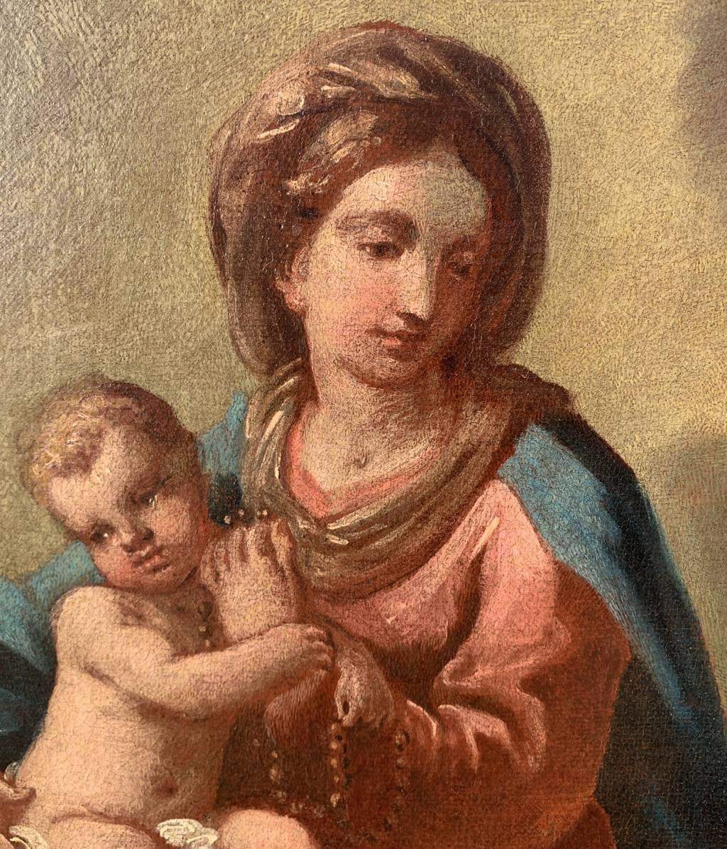 Rococò Pintor veneciano - Pintura de figuras del siglo XVIII - Virgen con el Niño en venta 1