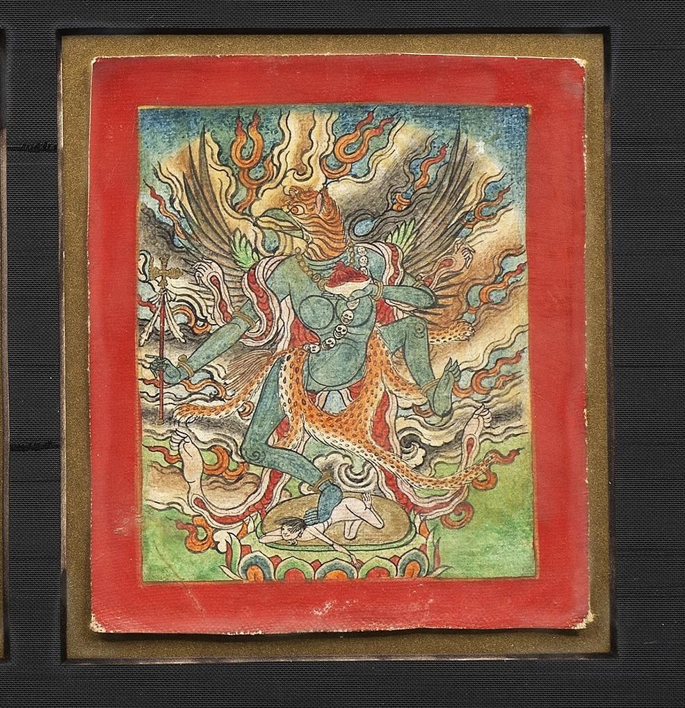 Set di tre Tsakali tibetani del XIX secolo con raffigurazioni di Dakini danzanti in vendita 1