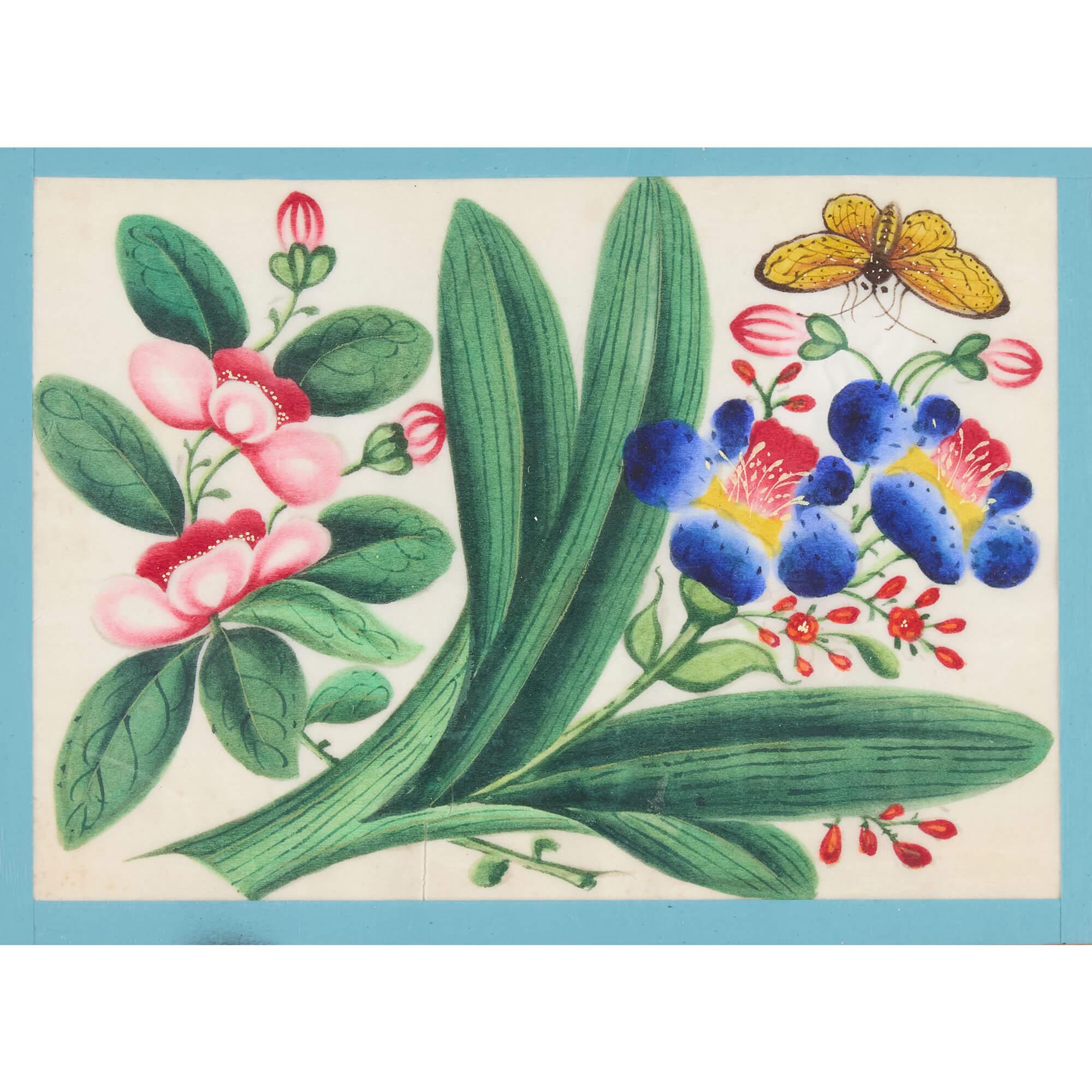 Set di dodici antichi dipinti cinesi con fiori e farfalle in vendita 6