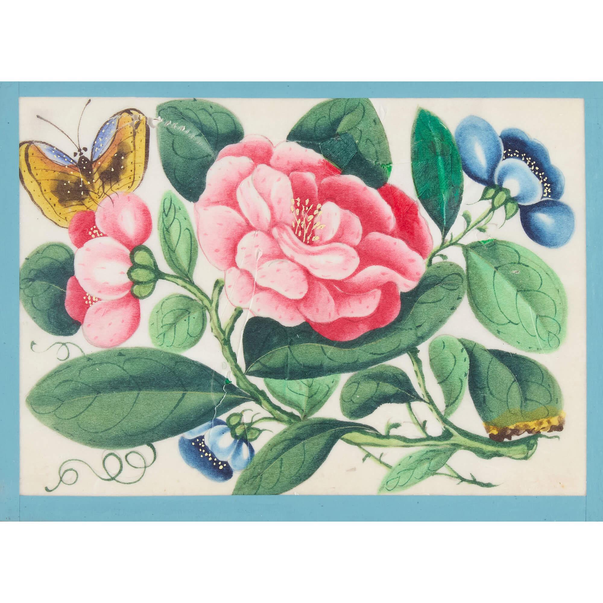 Set di dodici antichi dipinti cinesi con fiori e farfalle in vendita 1