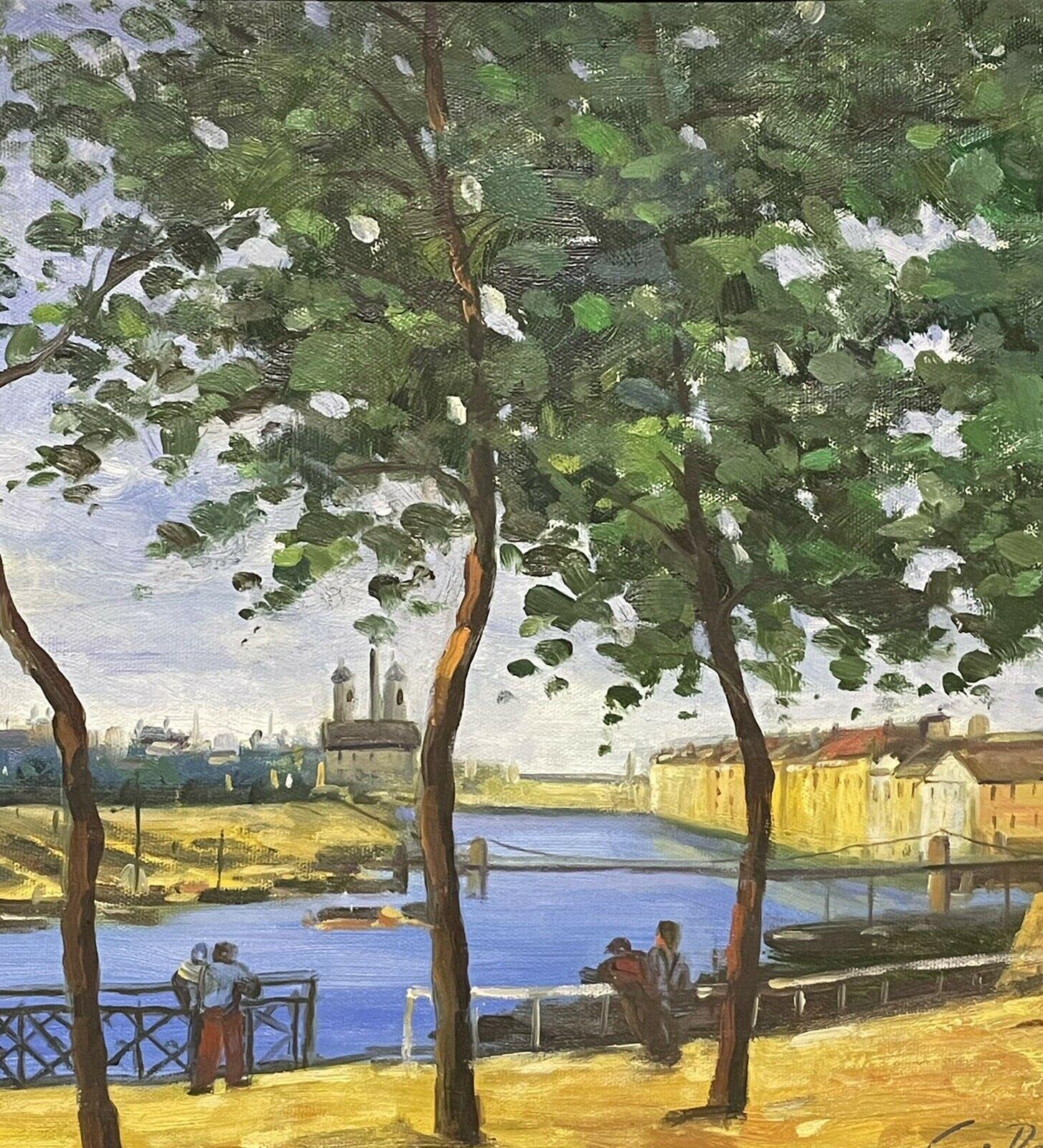 SIGNED FRENCH IMPRESSIONST OIL PAINTING - FIGURES OVERLOOKING CITY BY RIVER - Impressionist Painting by Unknown