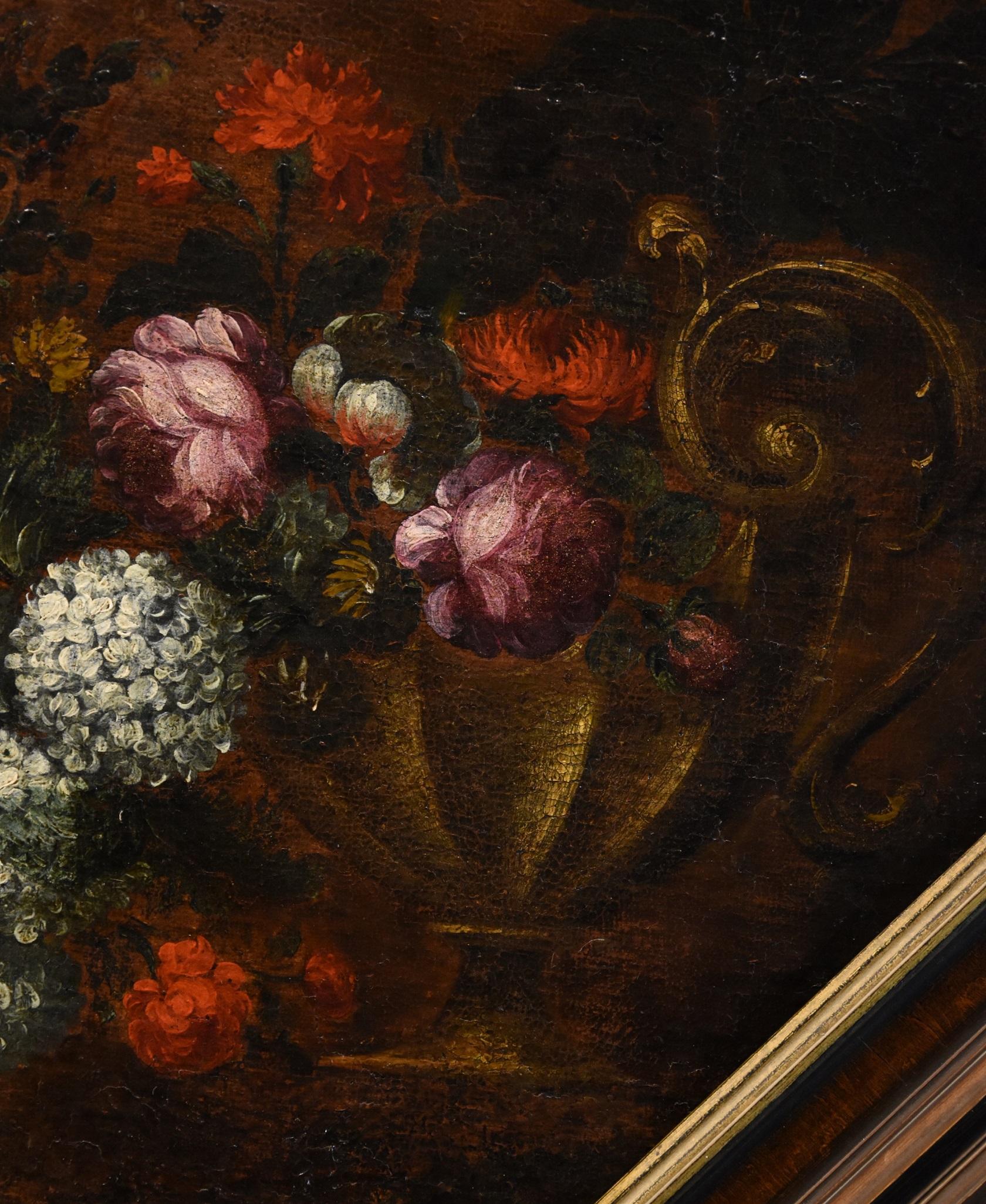 Francesca Volò Smiller, called Vincenzina (Milan, 1657 - 1700) - circle of
Floral composition

Oil on canvas (97 x 72 cm. - in octagonal frame 100 x 84 cm.)

A rich floral composition, arranged with a meditated casualness on two planes at different
