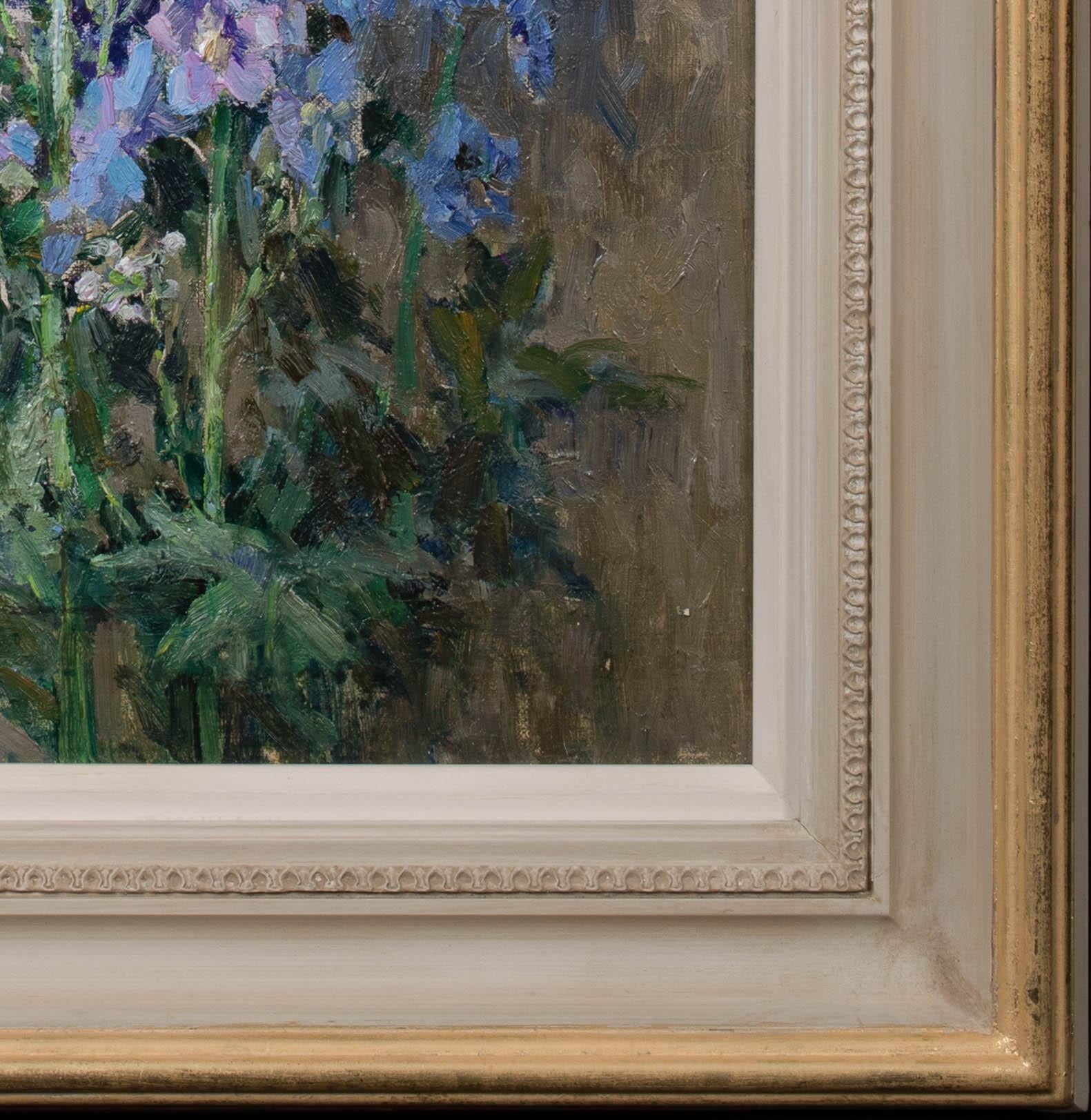 Natura morta di delfini blu, 1900 circa

di ELIZABETH WHITEHEAD (1870-1930)

Natura morta inglese del 1900 circa con Delphiniums blu, olio su tela di Elizabeth Whitehead. Studio di eccellente qualità e condizione dei fiori del prolifico pittore di