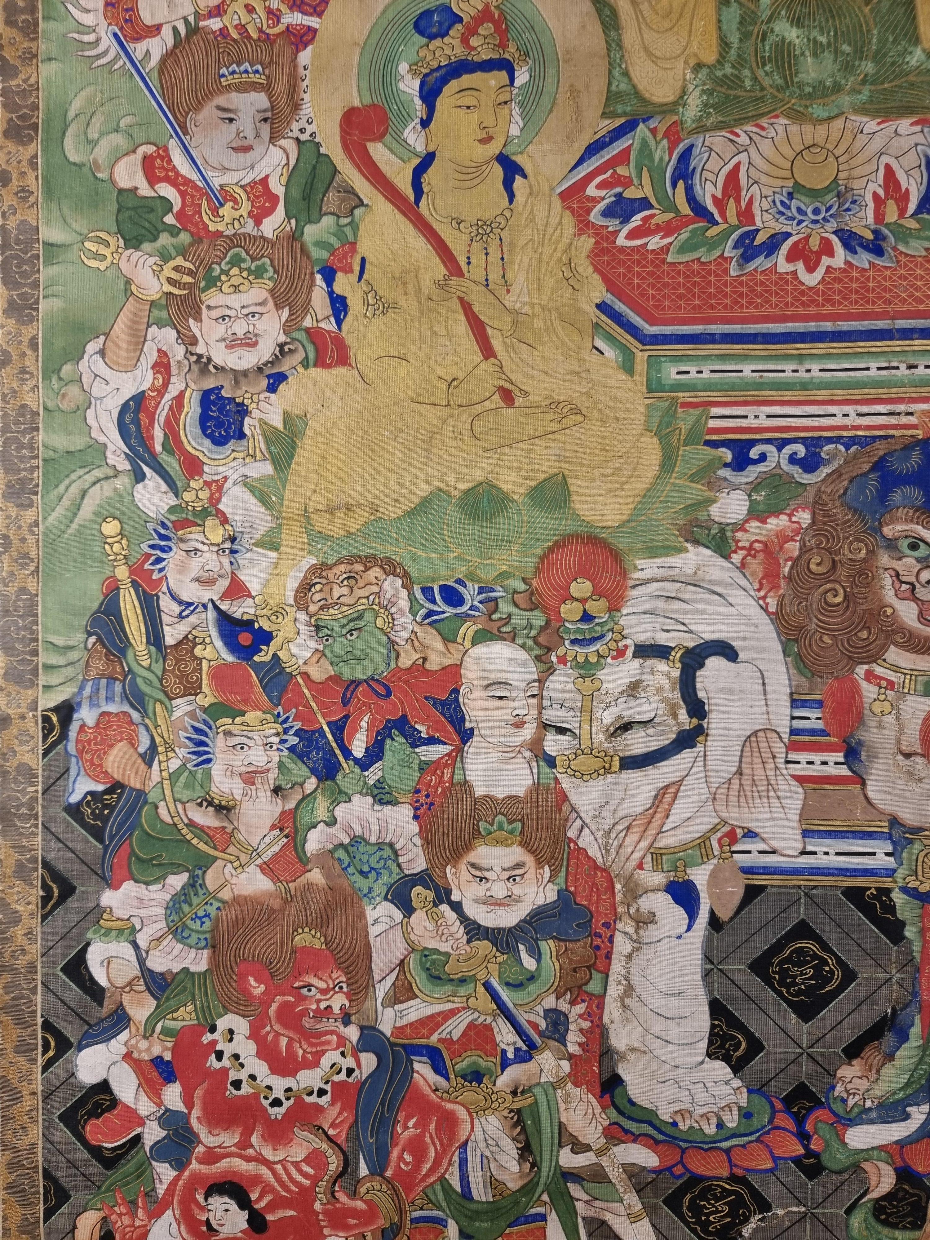 Thangka tibetano raffigurante un buddha d'oro in vendita 3