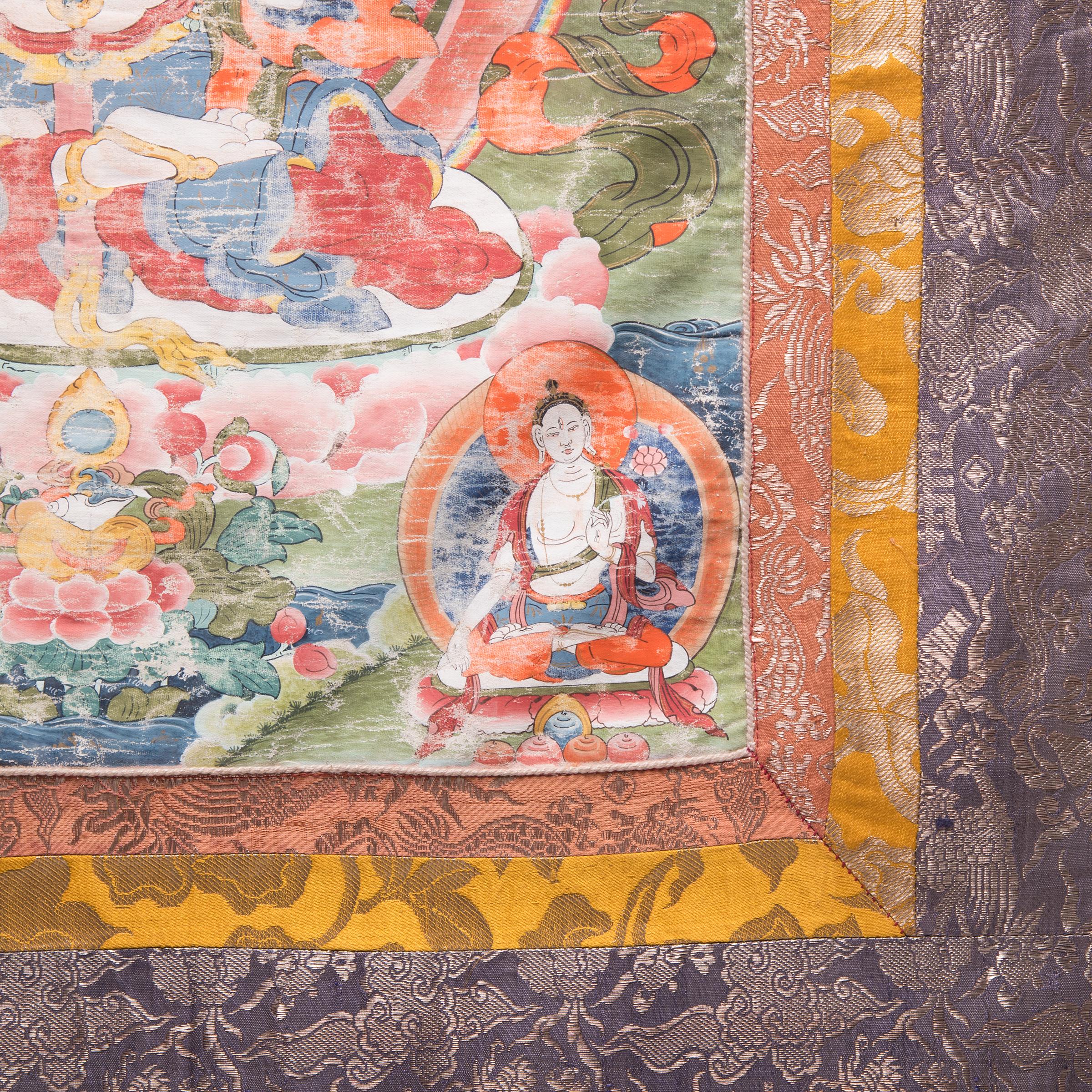 Thangka tibetano di Chenresi, guazzo su lino in vendita 4