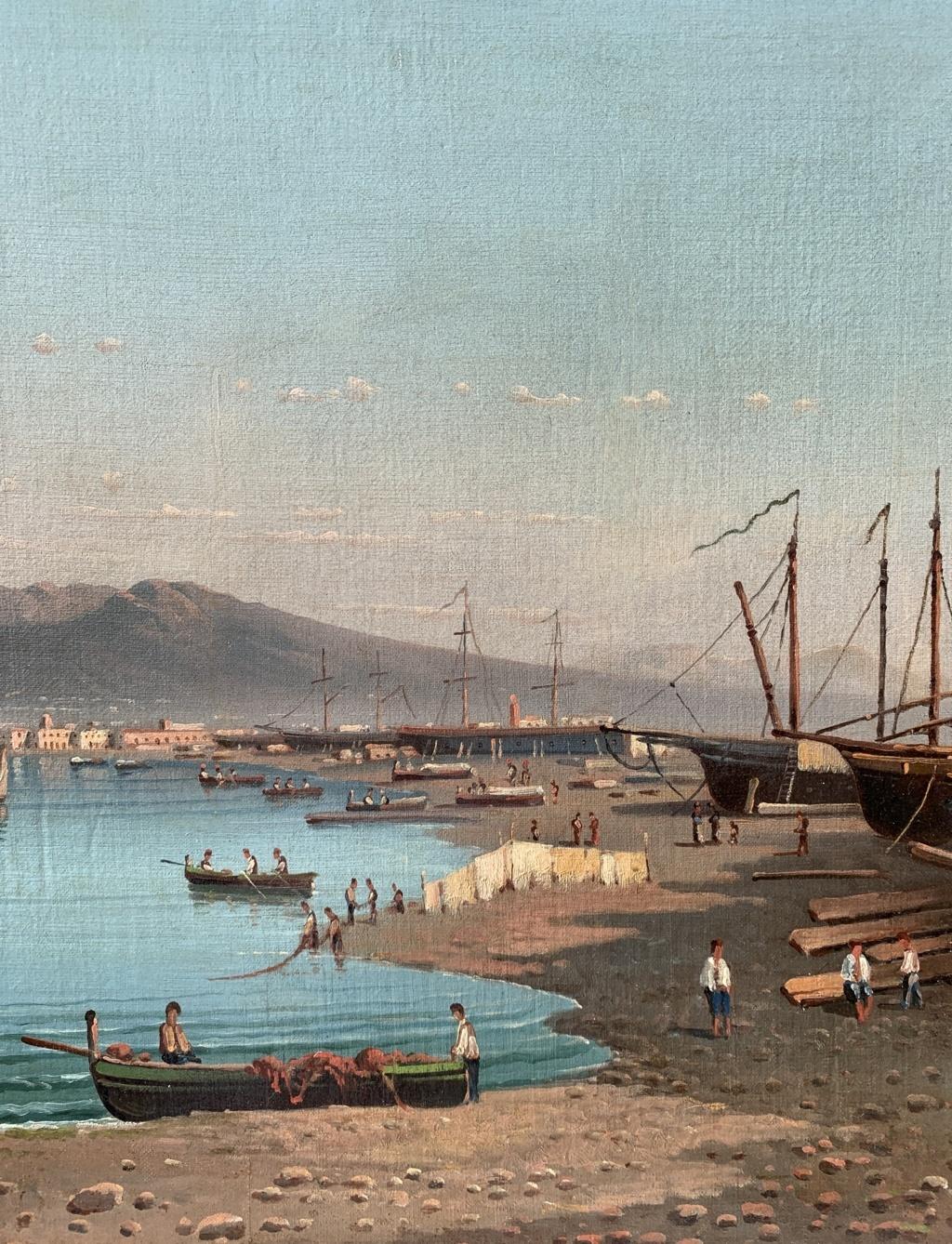 Pittore italiano (inizio XIX secolo) - Veduta di Napoli con il Vesuvio.

50 x 76 cm.

Antico dipinto a olio su tela, senza cornice.

Rapporto sulle condizioni: Tela foderata. Buono stato di conservazione della superficie pittorica, sono presenti