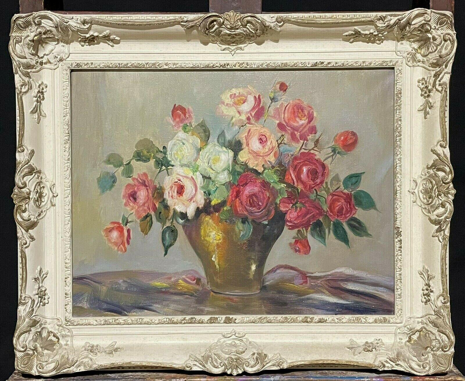 Unknown Still-Life Painting - VINTAGE ENGLISH STILL LIFE OIL PAINTING - ROSES IN VASE - ORIGINAL SHABBY CHIC