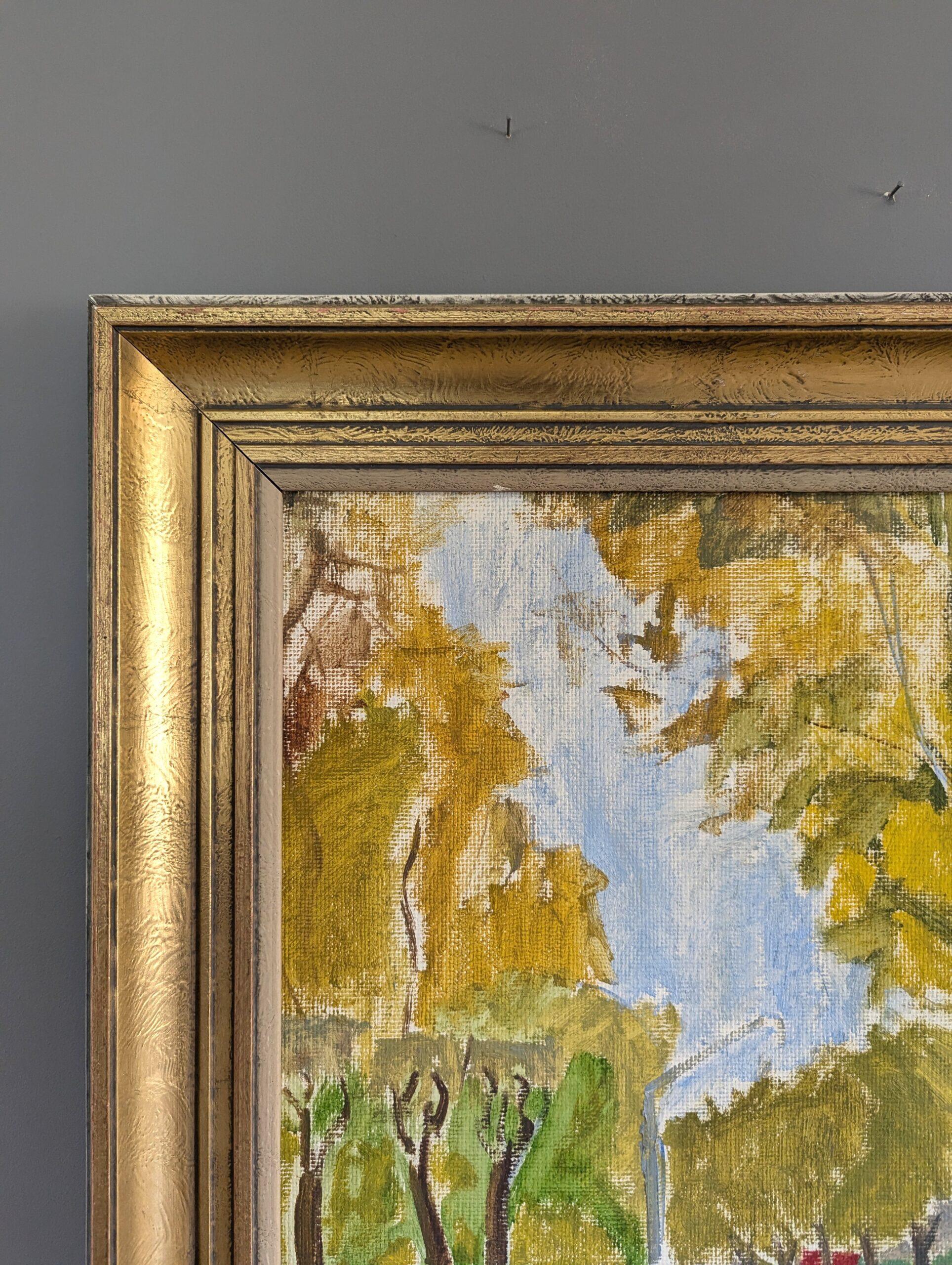 STROLL AUTUNNO
Dimensioni: 60 x 69 cm (cornice inclusa)
Olio su tavola

Un'invitante ed edificante composizione paesaggistica di metà secolo, eseguita a olio su tavola.

Il dipinto presenta una tranquilla scena di strada durante la stagione