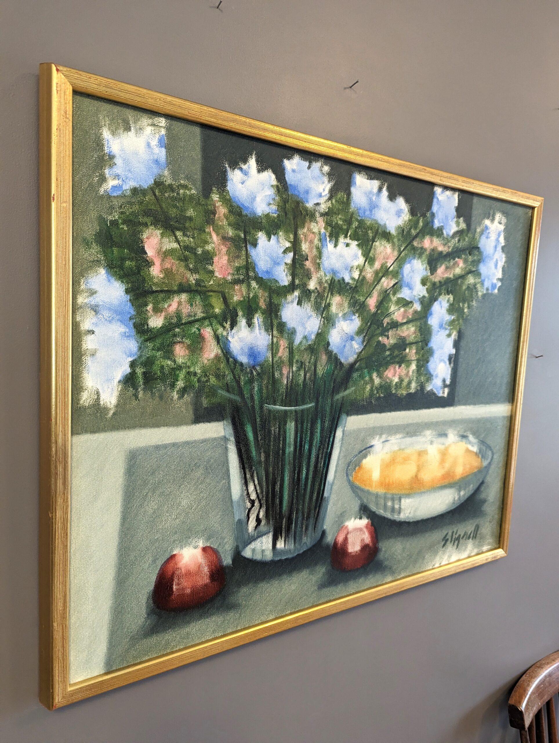 Vintage Mid-Century Modern Floral Still Life Oil Painting - Ethereal Still Life For Sale 1