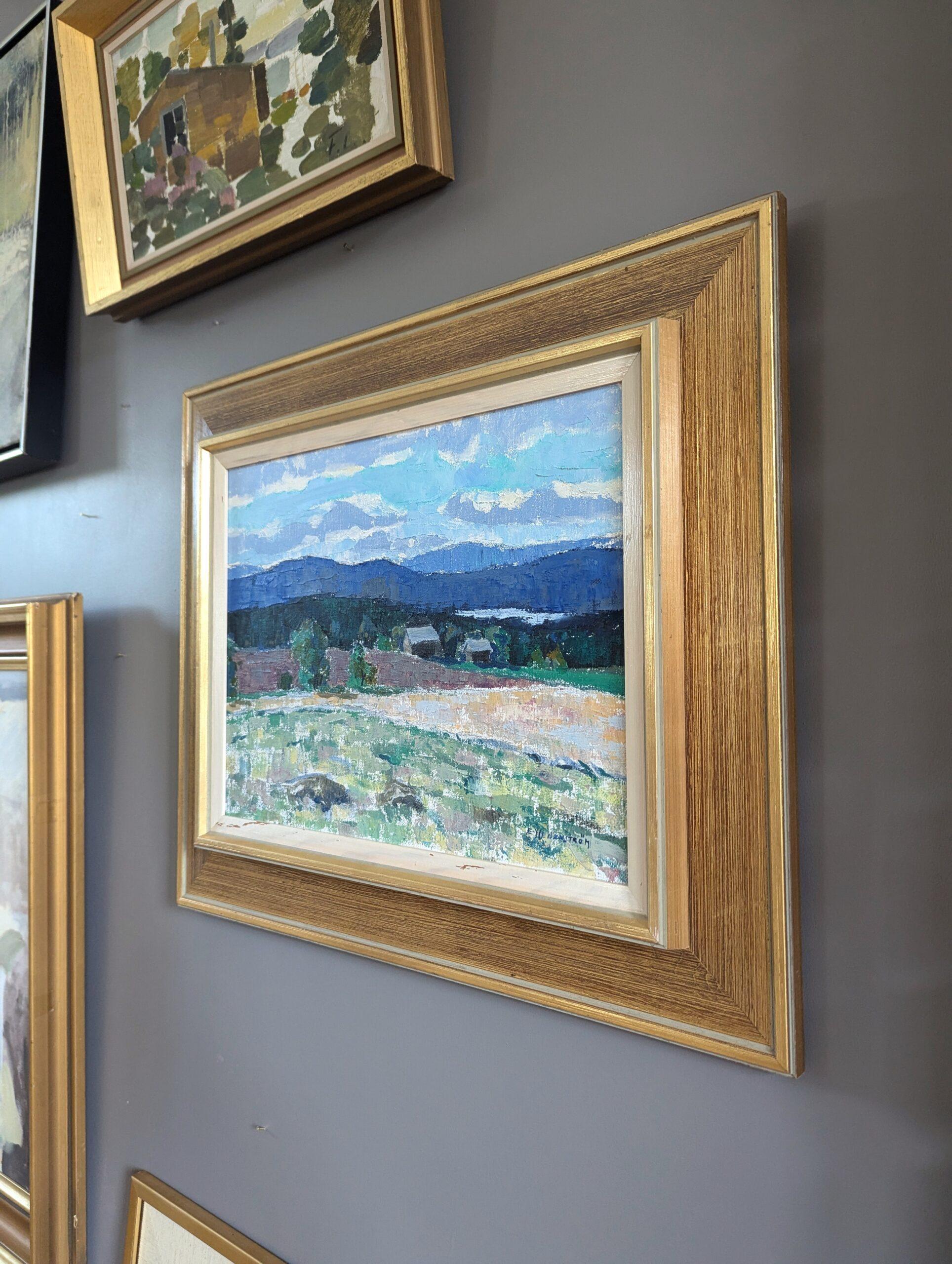Pittura ad olio incorniciata di un paesaggio moderno di metà secolo - Blu della distanza - Landscape Painting Marrone di Unknown