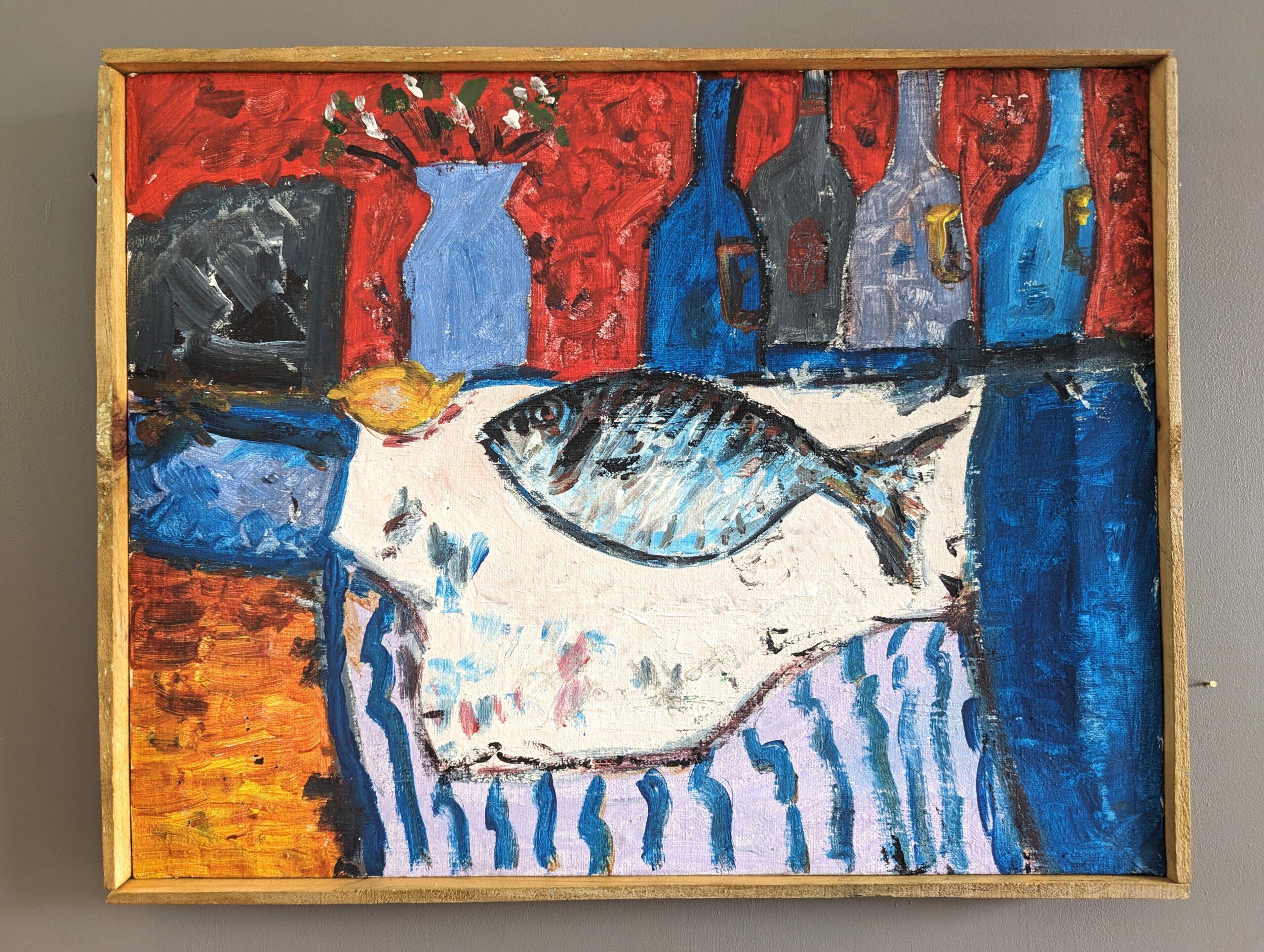 Pittura ad olio di una natura morta moderna di metà secolo - Pesce e bottiglie - Painting di Unknown