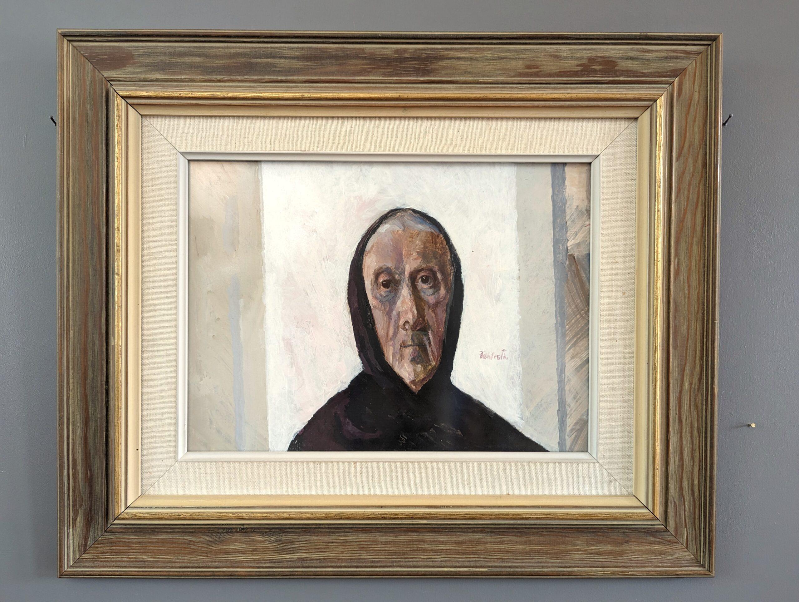 MELLOWING
Oil on Board 
Size: 40.5 x 49 cm (including frame)

A wonderfully expressive and brilliantly executed figurative portrait composition, painted in oil onto board.

Against a soothing white and cream backdrop, an elderly woman stands with a
