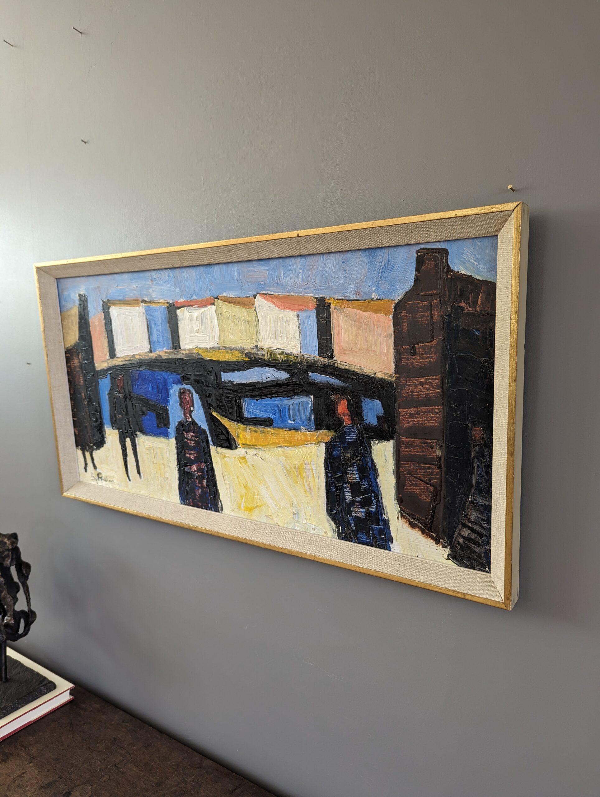 FIGURE AL PORTO 
Olio su tavola 
Dimensioni: 34 x 64 cm (cornice inclusa)

Caratterizzato da linee decise, colori vivaci e forme distinte, questo dipinto porta con sé un'etica modernista. Vediamo tre figure in piedi vicino a un porto, ma l'artista