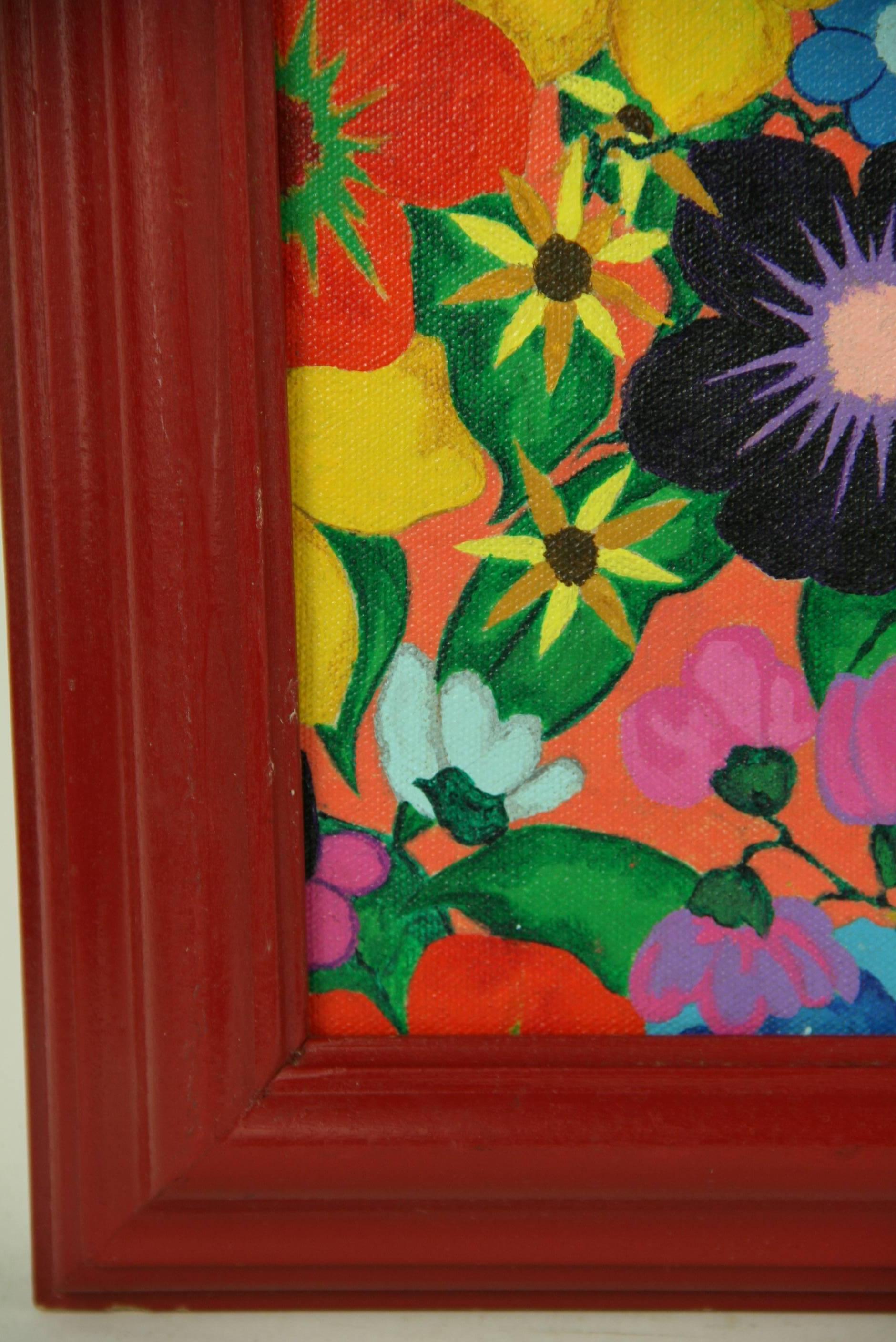 6005   Dipinto a olio d'epoca che raffigura un uccello esotico piumato in un letto di fiori colorati.
 Set di tele  su tavola di Wood.
   Incastonato in una cornice vintage in legno rosso dipinta a mano